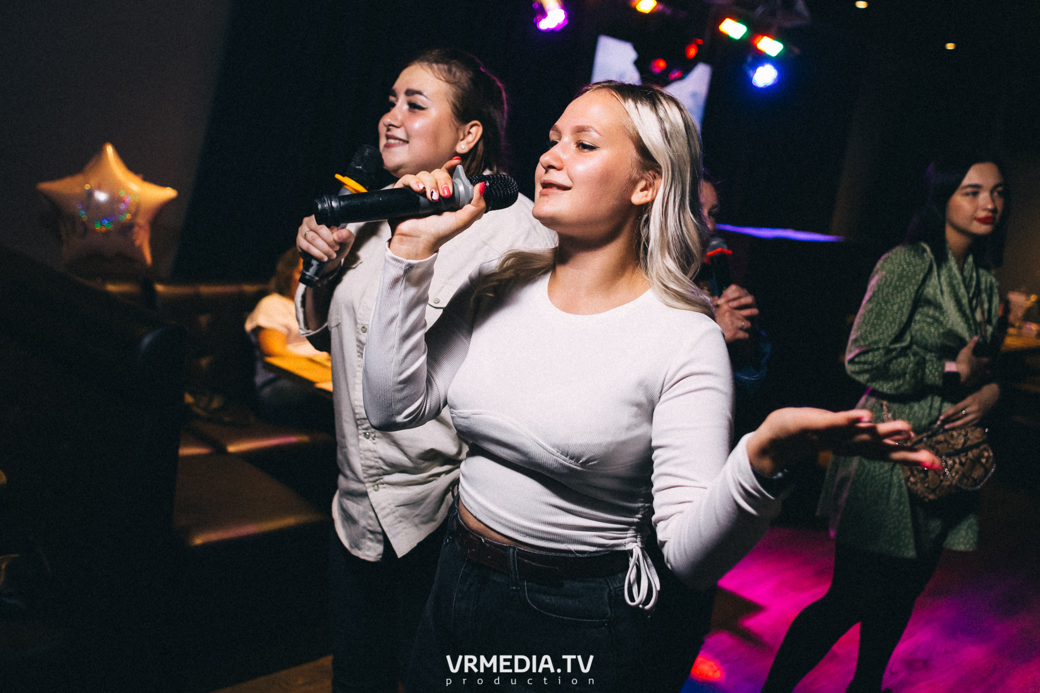 Выходные в баре «DOSKI»