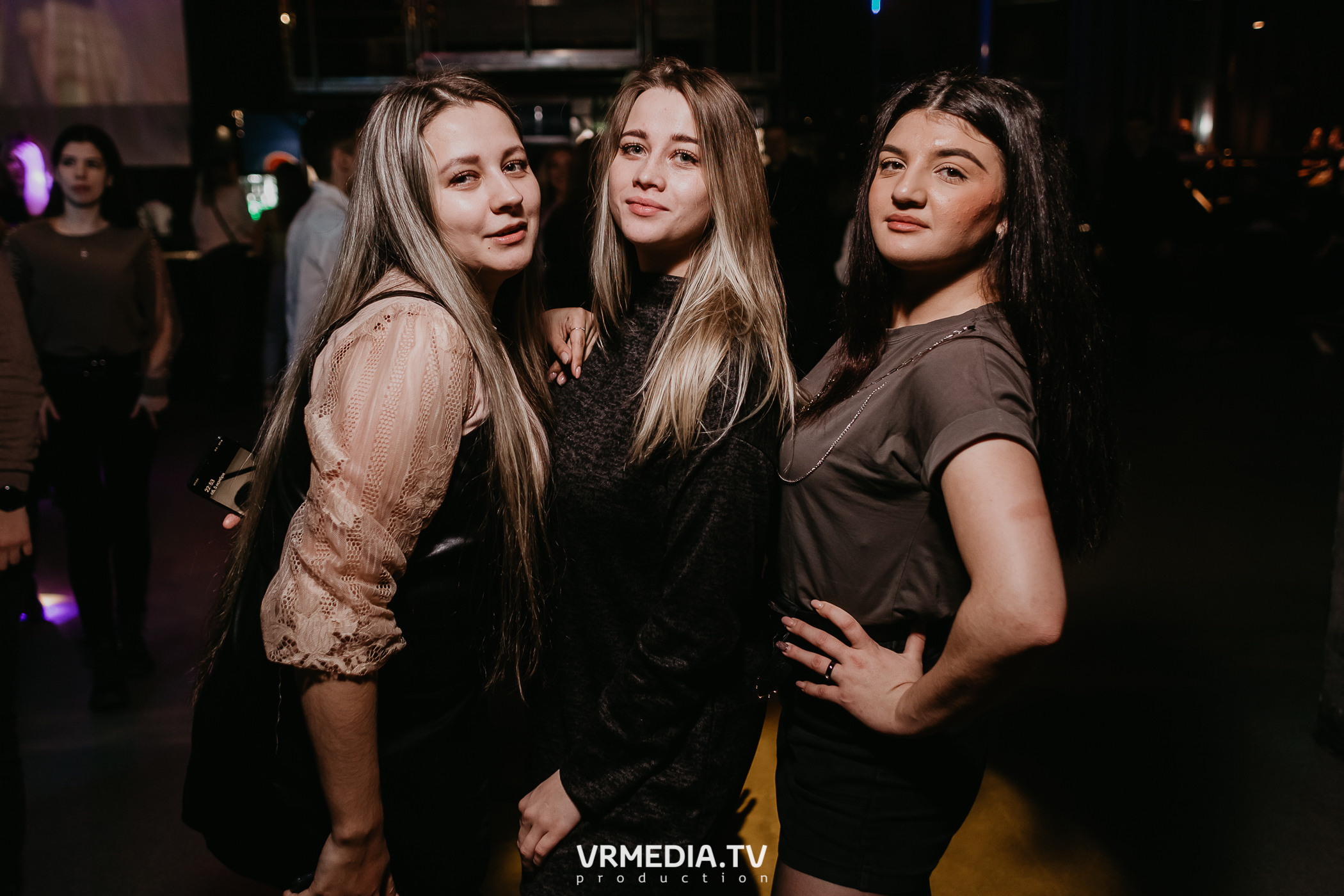 Выходные в баре «DOSKI»