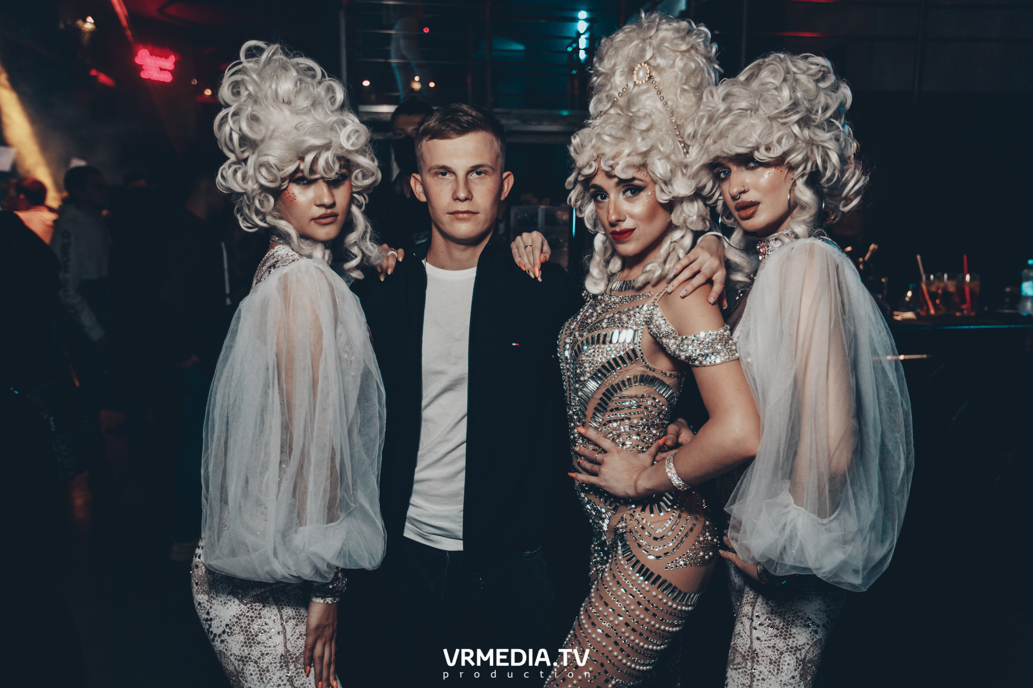 Выходные в баре «DOSKI»