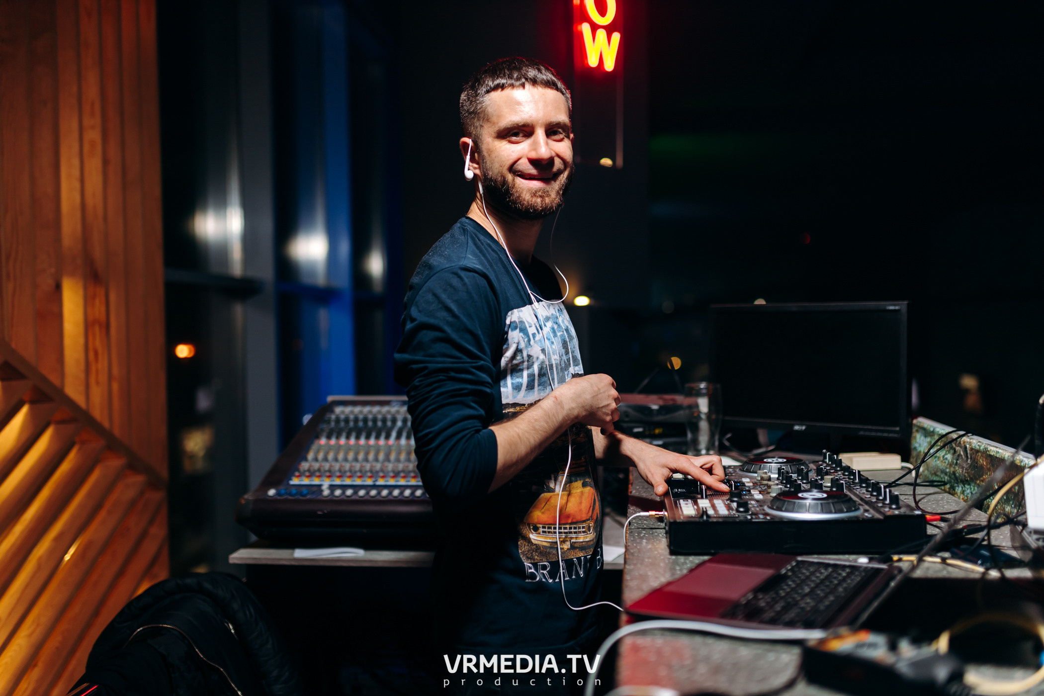 Выходные в баре «DOSKI»