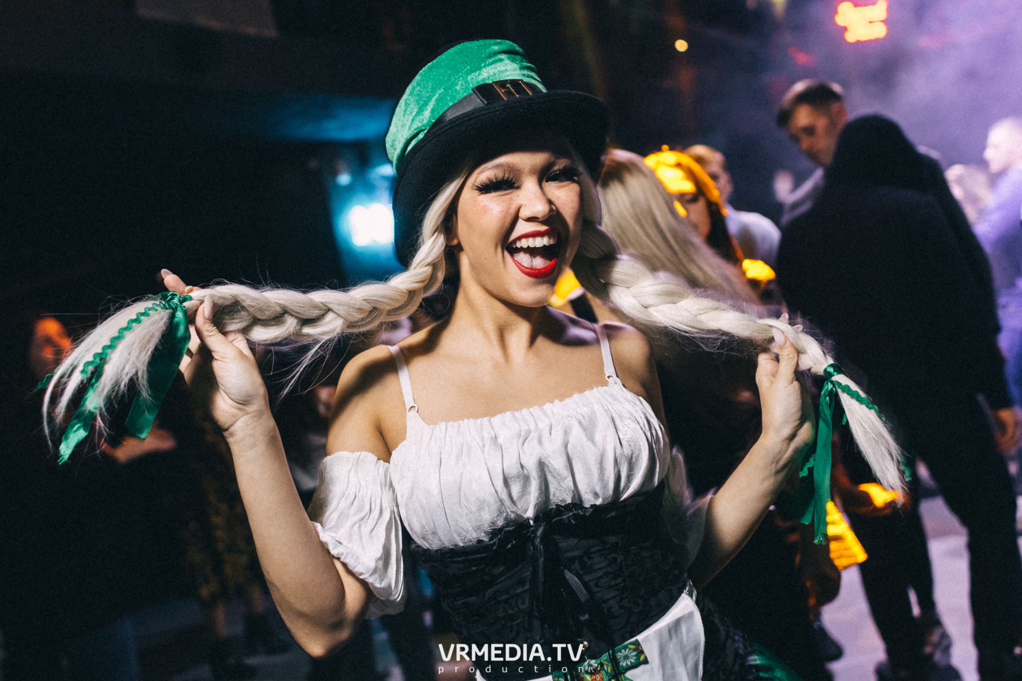 Выходные в баре «DOSKI»