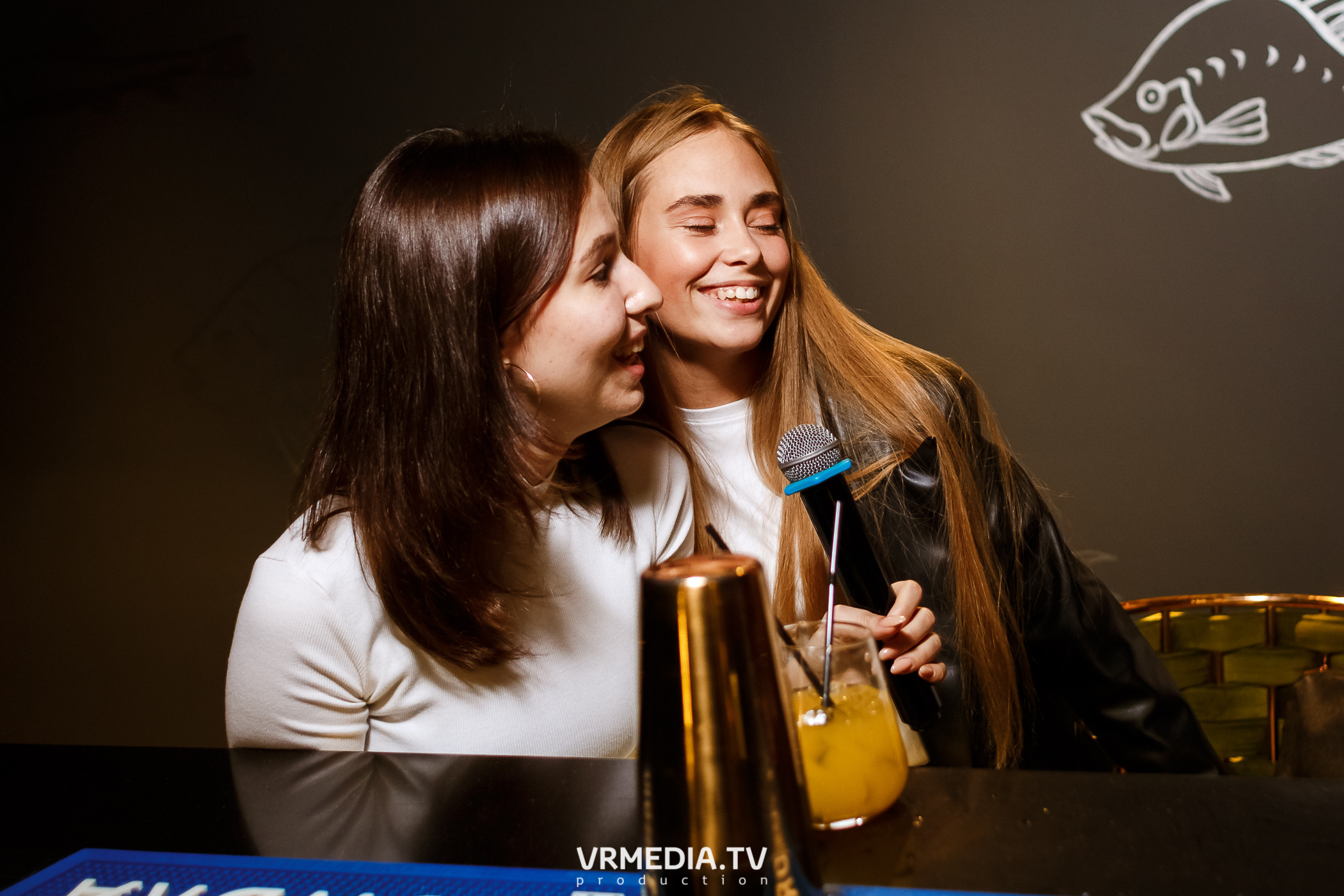 Выходные в караоке-баре «Volna»