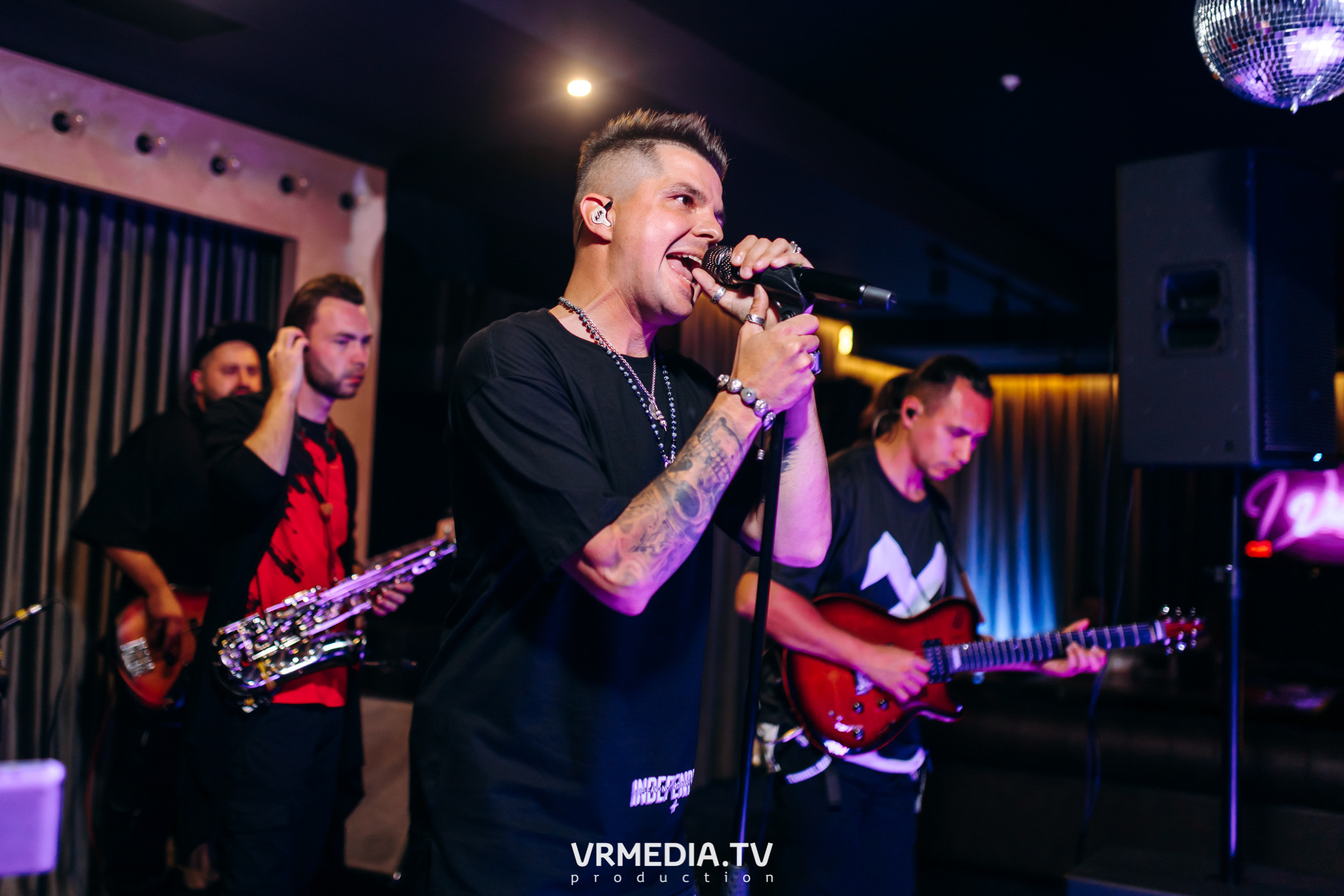 «Жуй орбит без сахара» в караоке-баре «Volna»