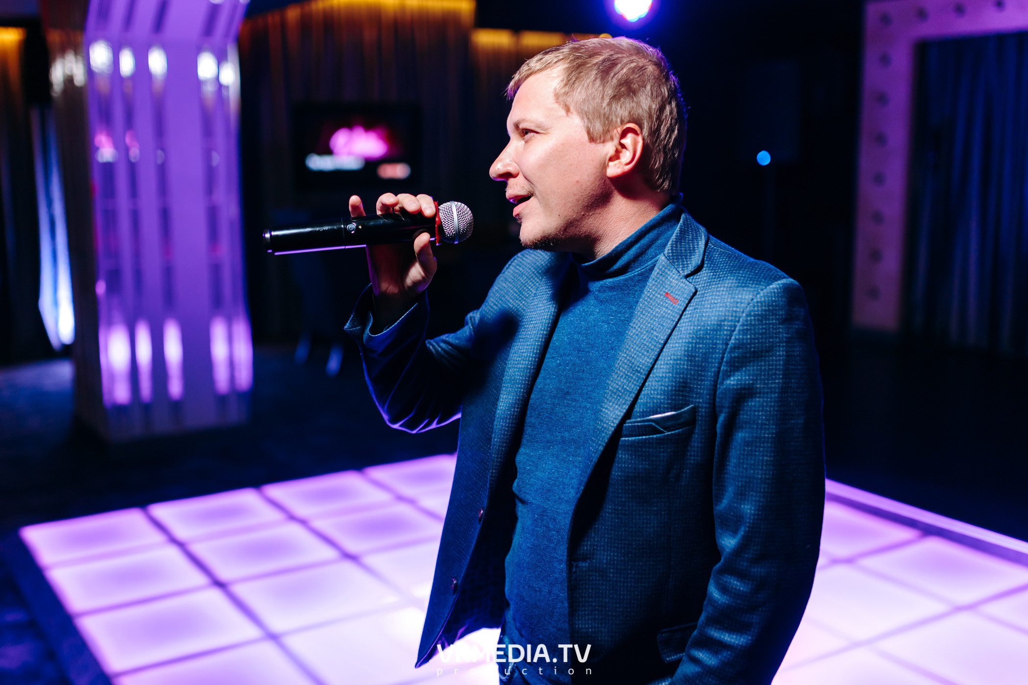 Ночь фотографии в караоке-баре «Volna»