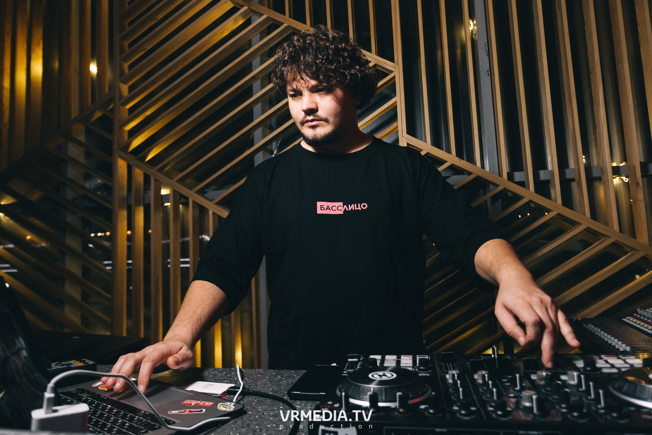 Выходные в баре «DOSKI»