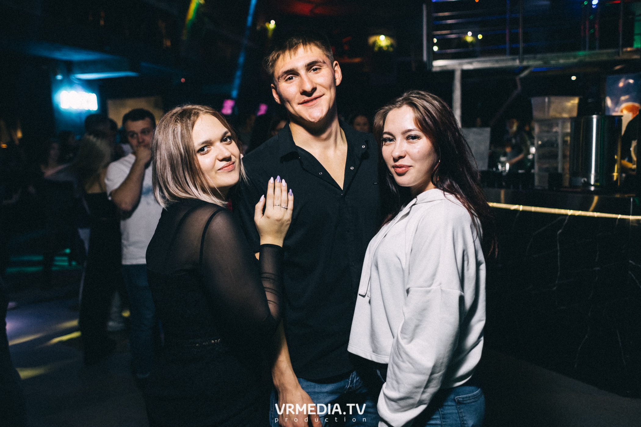 Выходные в баре «DOSKI»