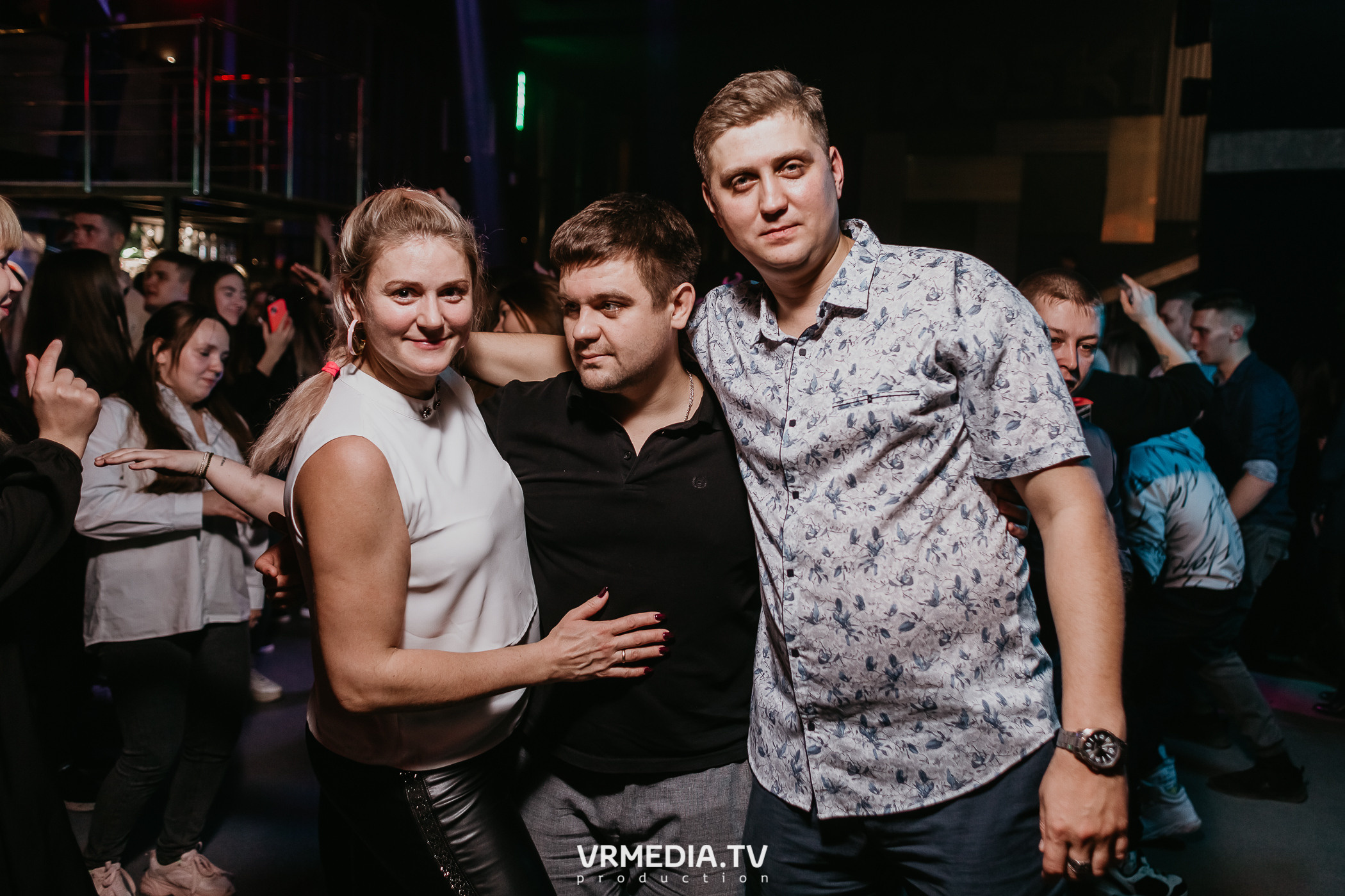 Выходные в баре «DOSKI»