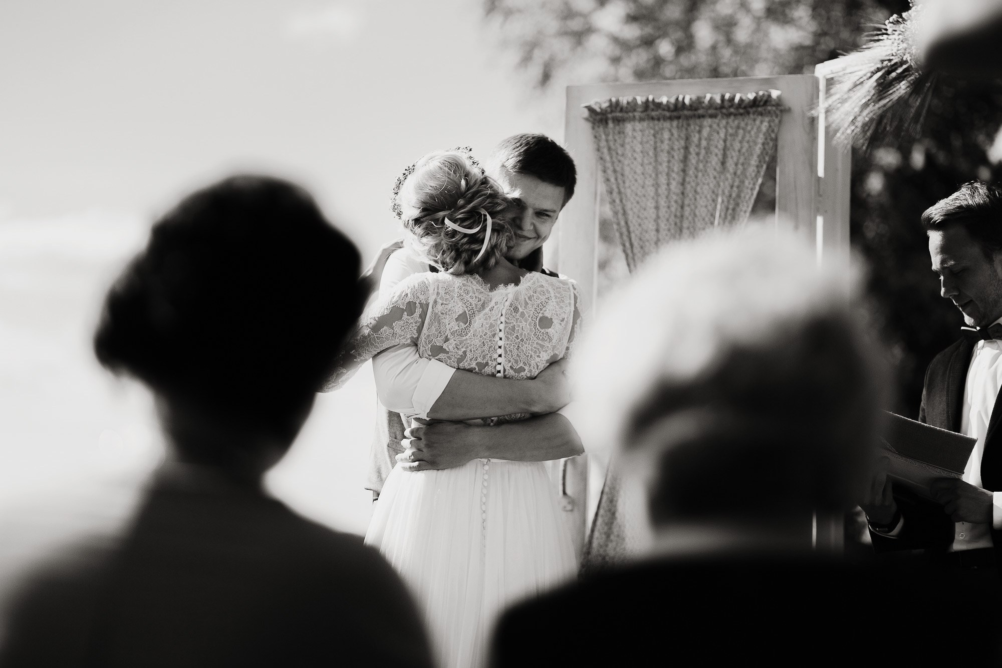 Чувства под небом. Портретный и свадебный фотограф в Екатеринбурге Владимир ЛузинЛузин