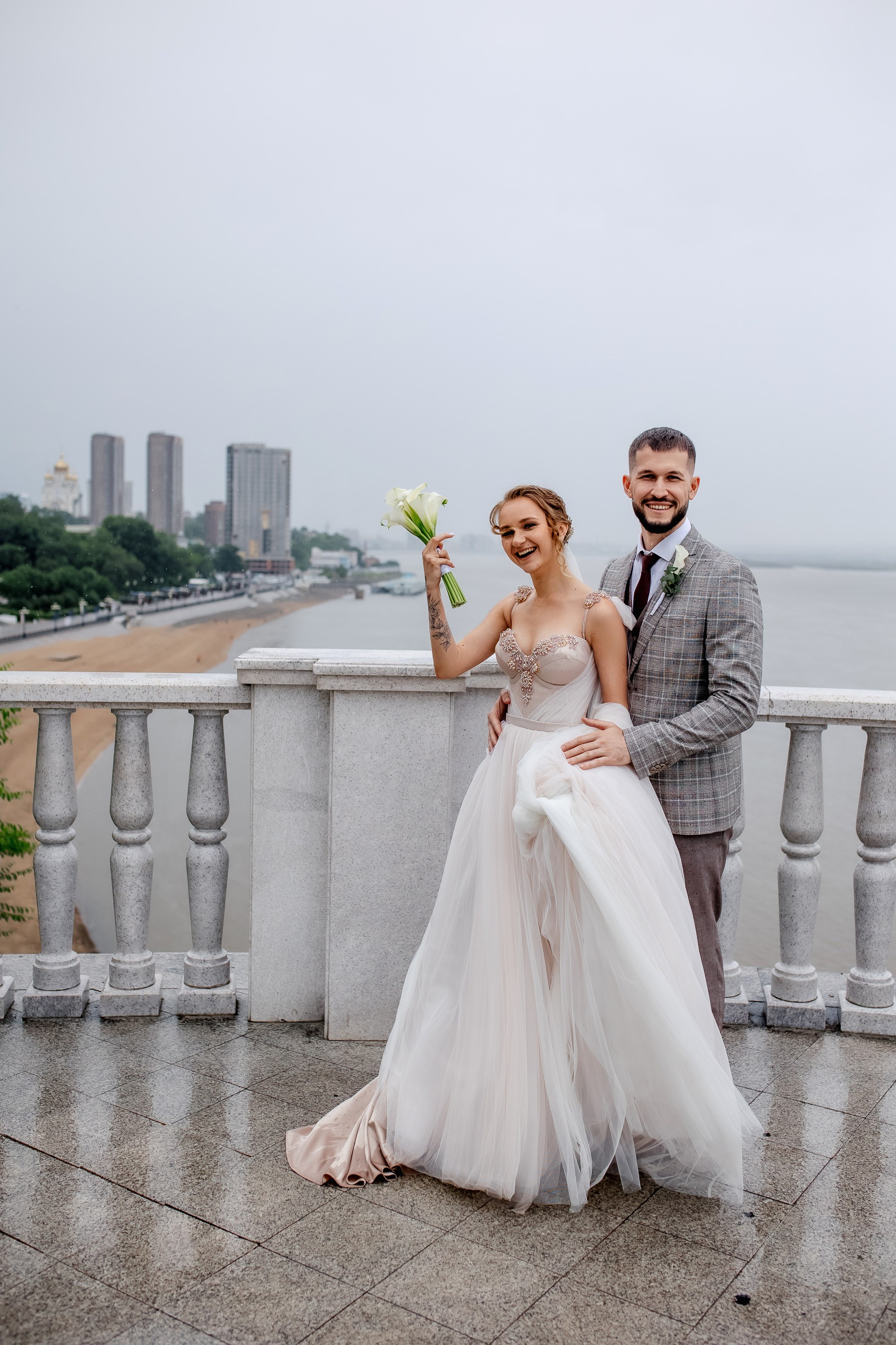 Степан и Ульяна. Утро. Загс. Прогулка. Дождь и солнце. Свадебный фотограф в Хабаровске