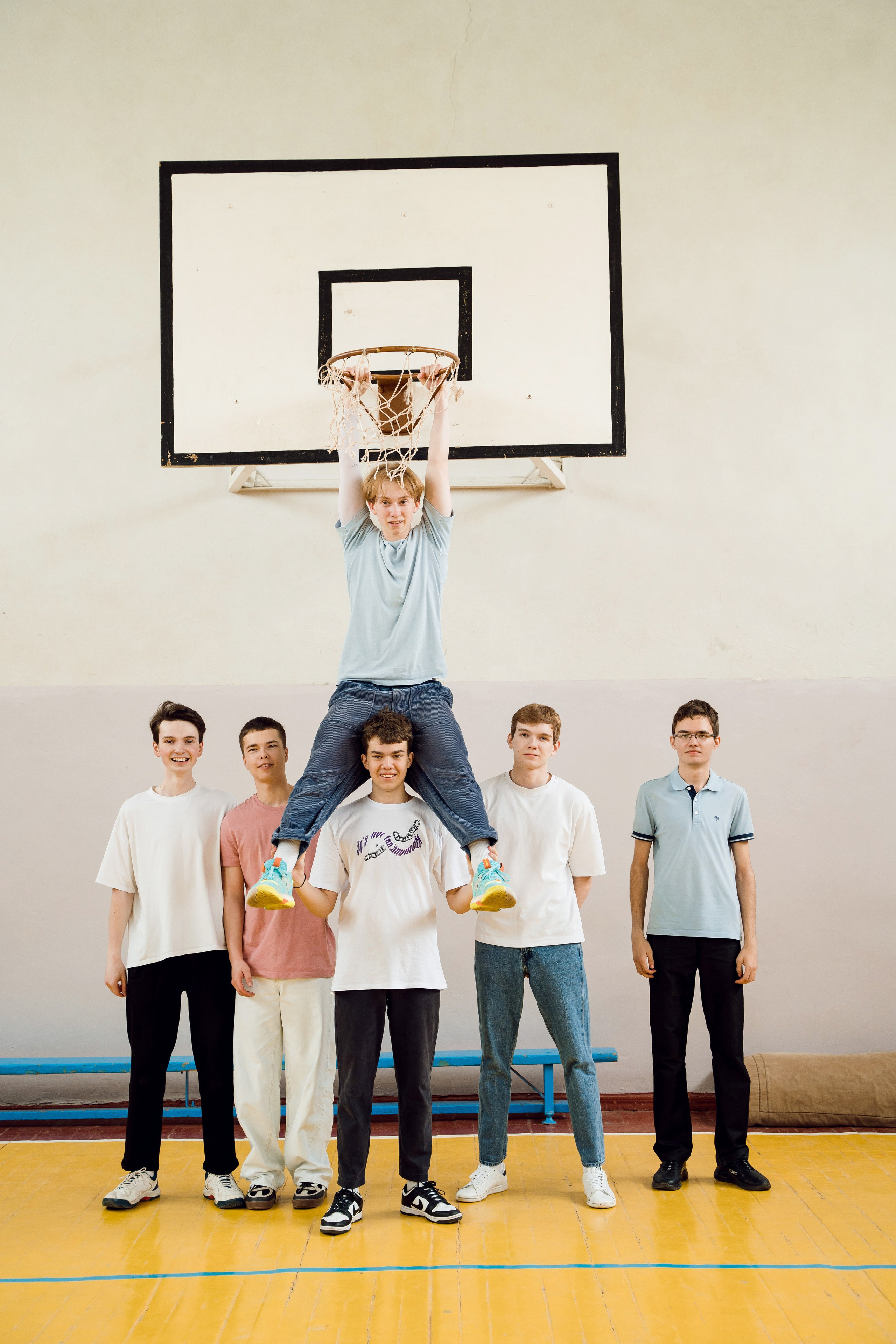 ФОТО СТАРШАЯ ШКОЛА. Выпускные альбомы ДНР, Донецк