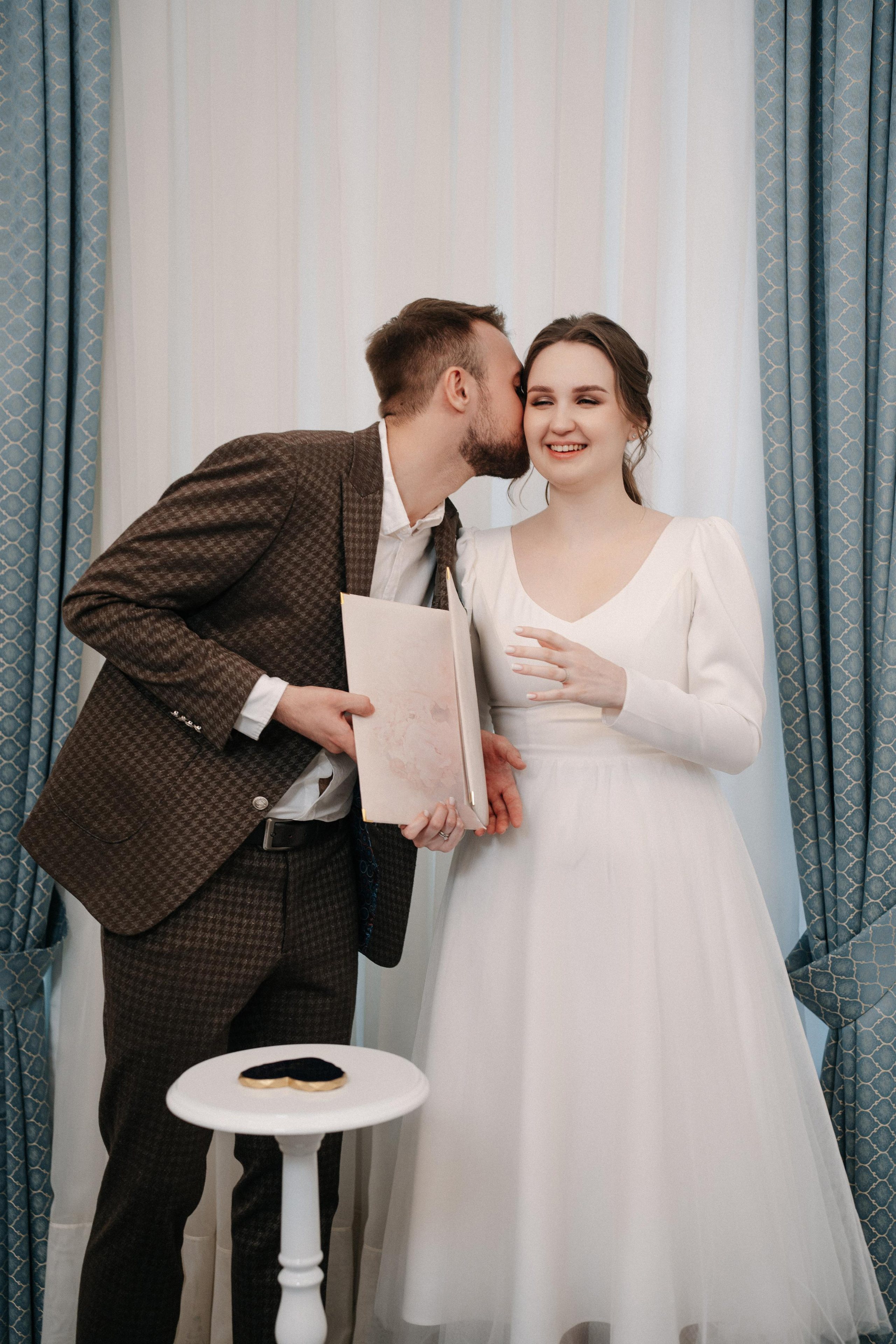 Дворец бракосочетания № 3 или ЗАГС на улице Юных Ленинцев