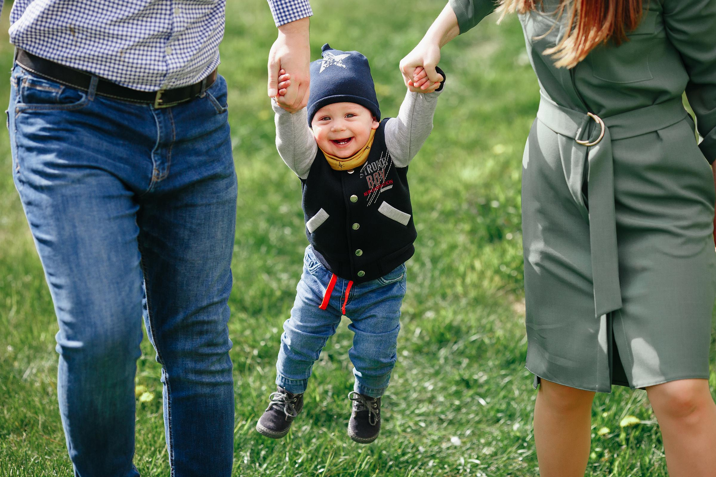 Теплый май. Фотосессия в цветущих садах Витебска. Свадебный и семейный фотограф Витебск, Минск, Андрей Павлов