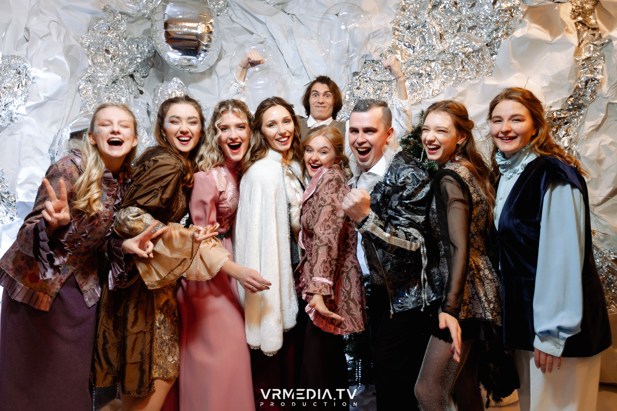 Новогодний вечер в ресторане «Лазурный Берег»