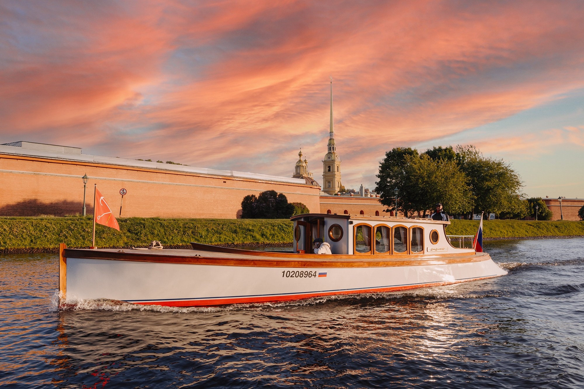 аренда яхты для свадьбы спб, яхта спб, свадьба на яхте, где арендовать яхту спб, свадебная фотосъемка в спб, фотограф на яхту свадьбу, фотосъемка портфолио яхты авто аренда, фотосъемка интерьеров