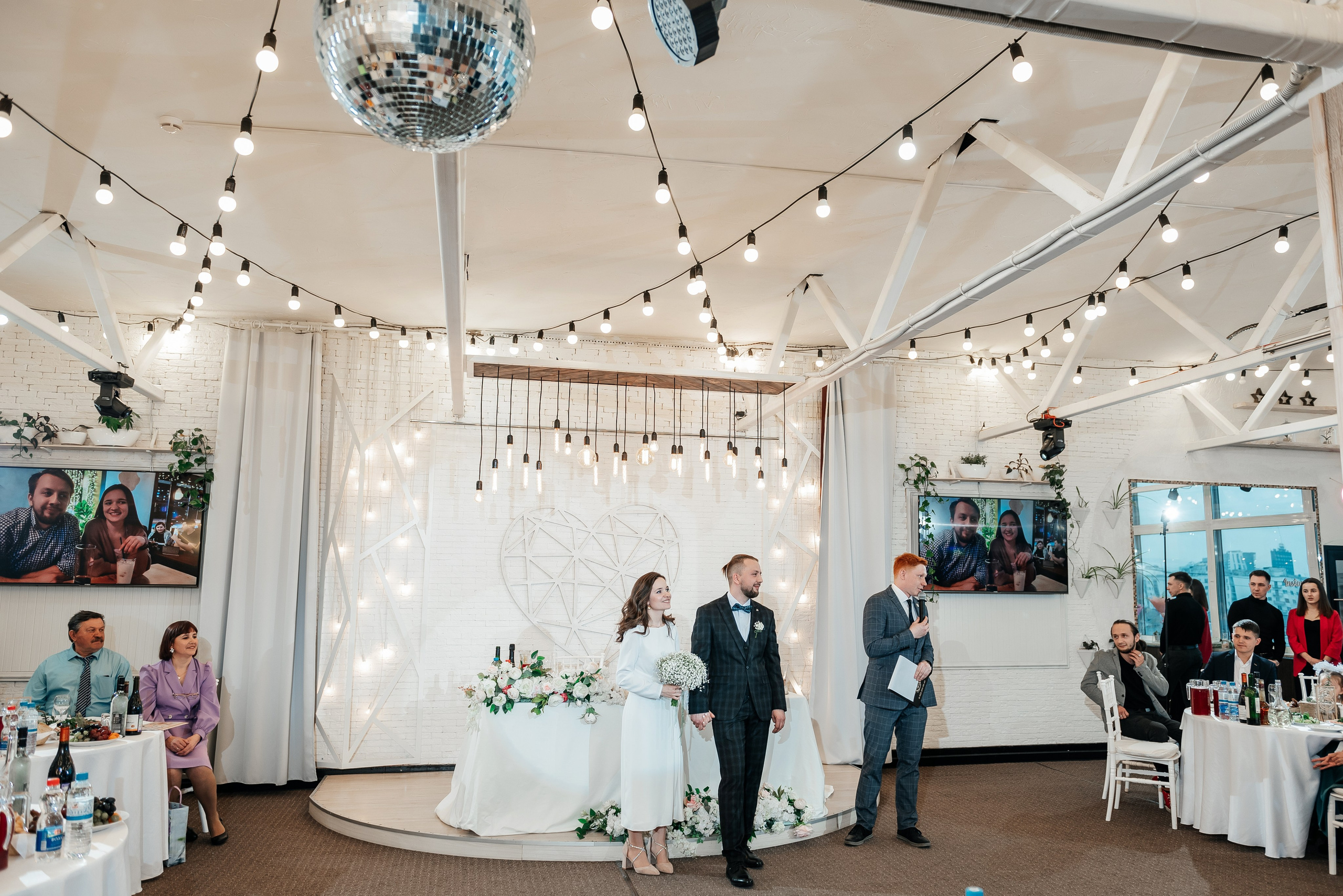 Свадебный фотограф в Екатеринбурге. Свадебная фотосъемка. Свадебный фотограф в Екатеринбурге