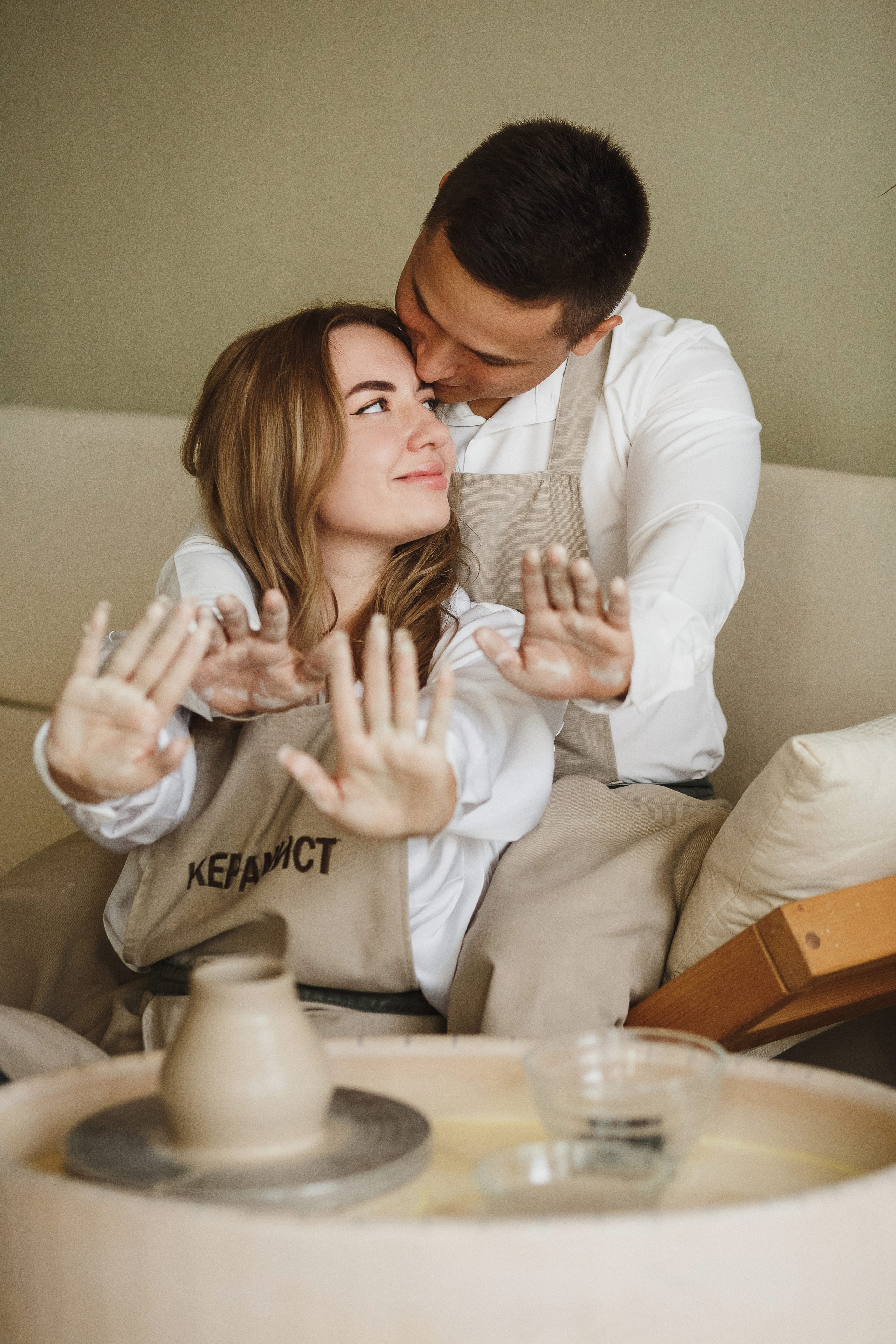 Гончарная мастерская «Керамист» Таганрог — фотосессия Димы и Яны на улице Смирновский. Свадебный и семейный фотограф в Таганроге Бакарюк Антон