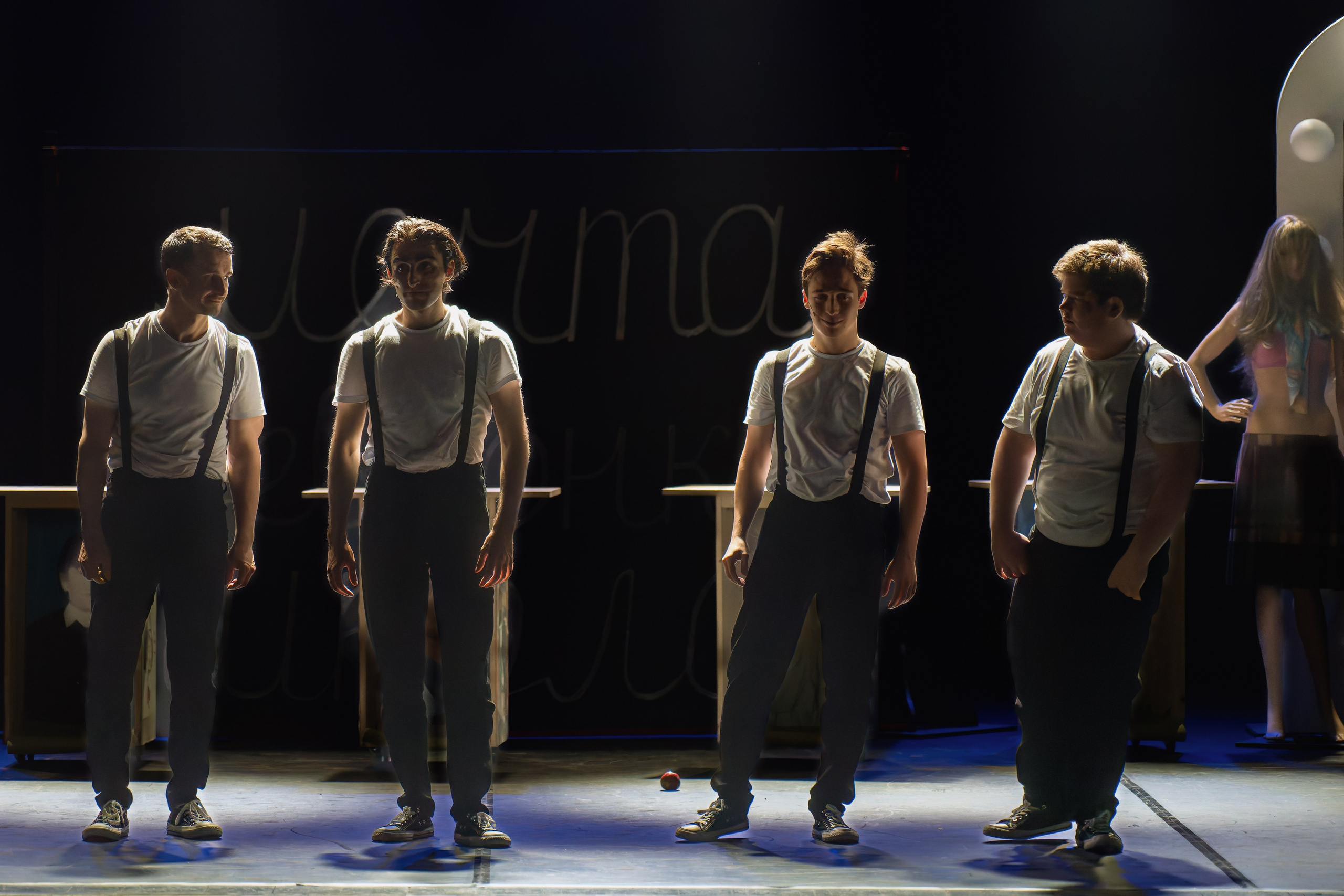 Театр Роста: Пацаны. Сайт фотографа Сергея Абрамова