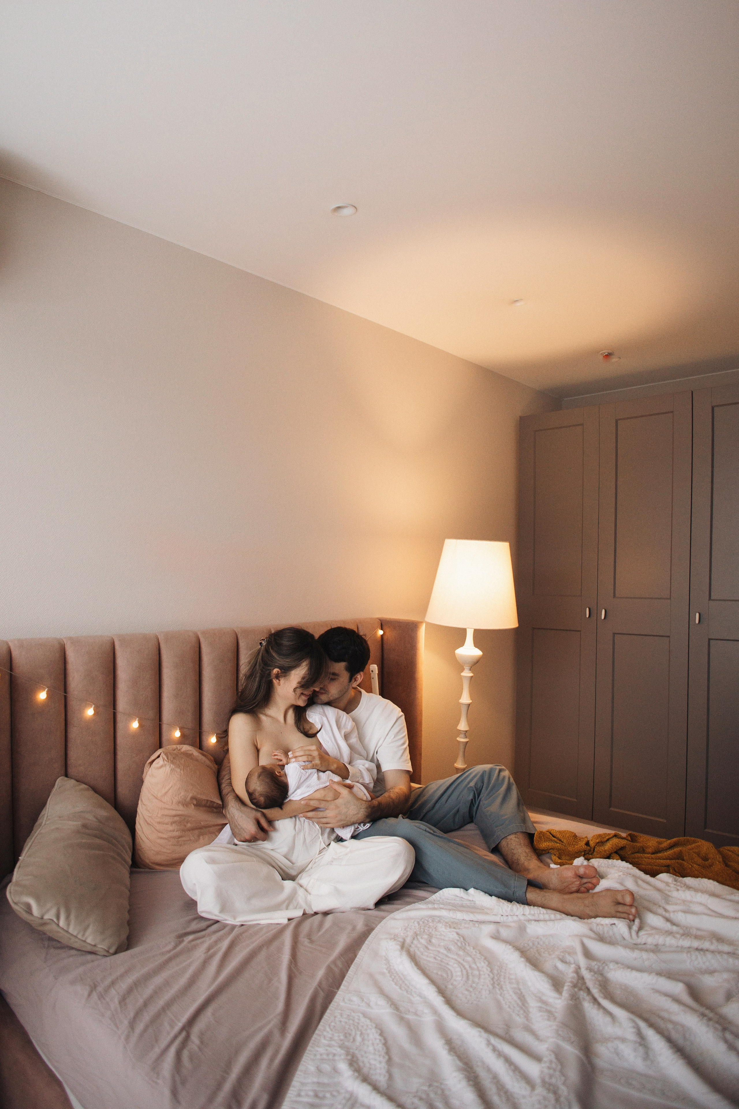 Диана, Рустам, Дамир, домашняя newborn. Семейный фотограф в Москве Марина Петра