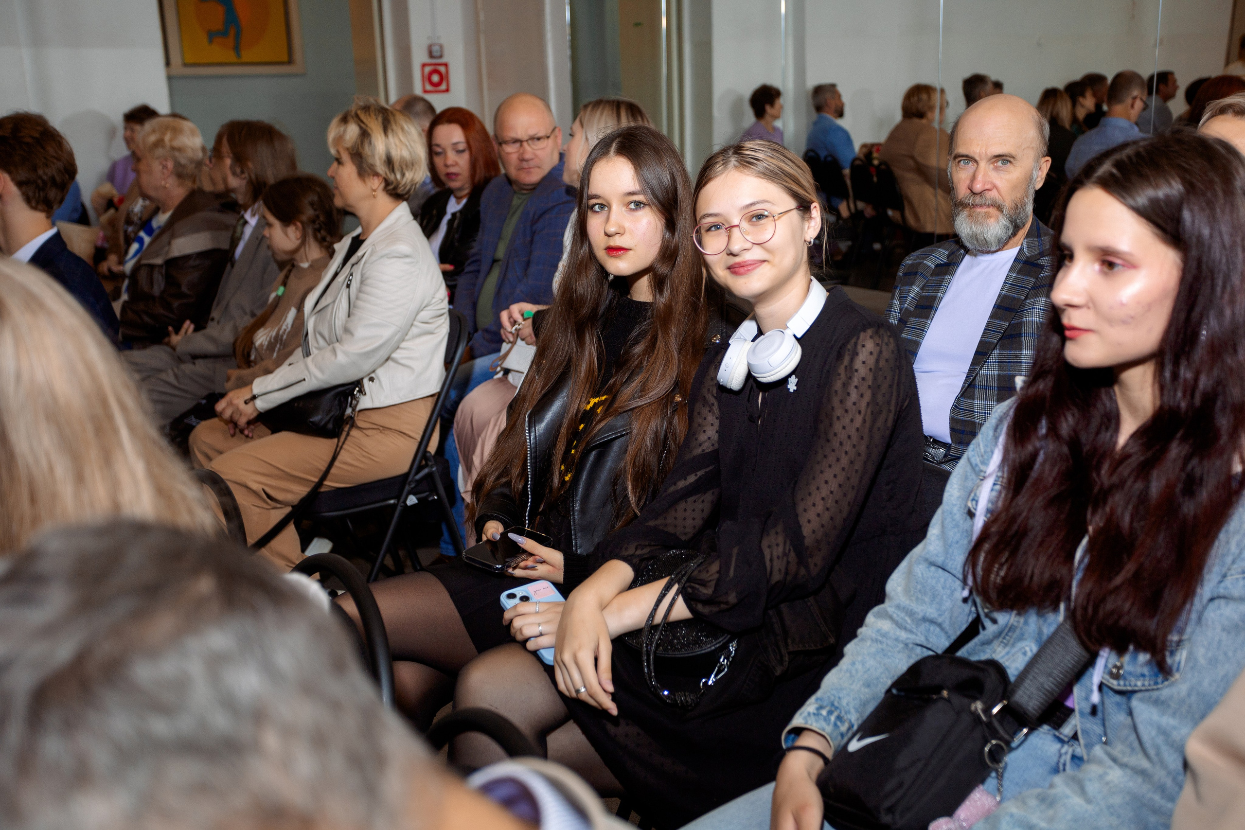 ВРУЧЕНИЕ АТТЕСТАТОВ: Пример. Все фото. Профессиональный фотограф в Ижевске Леша Петров