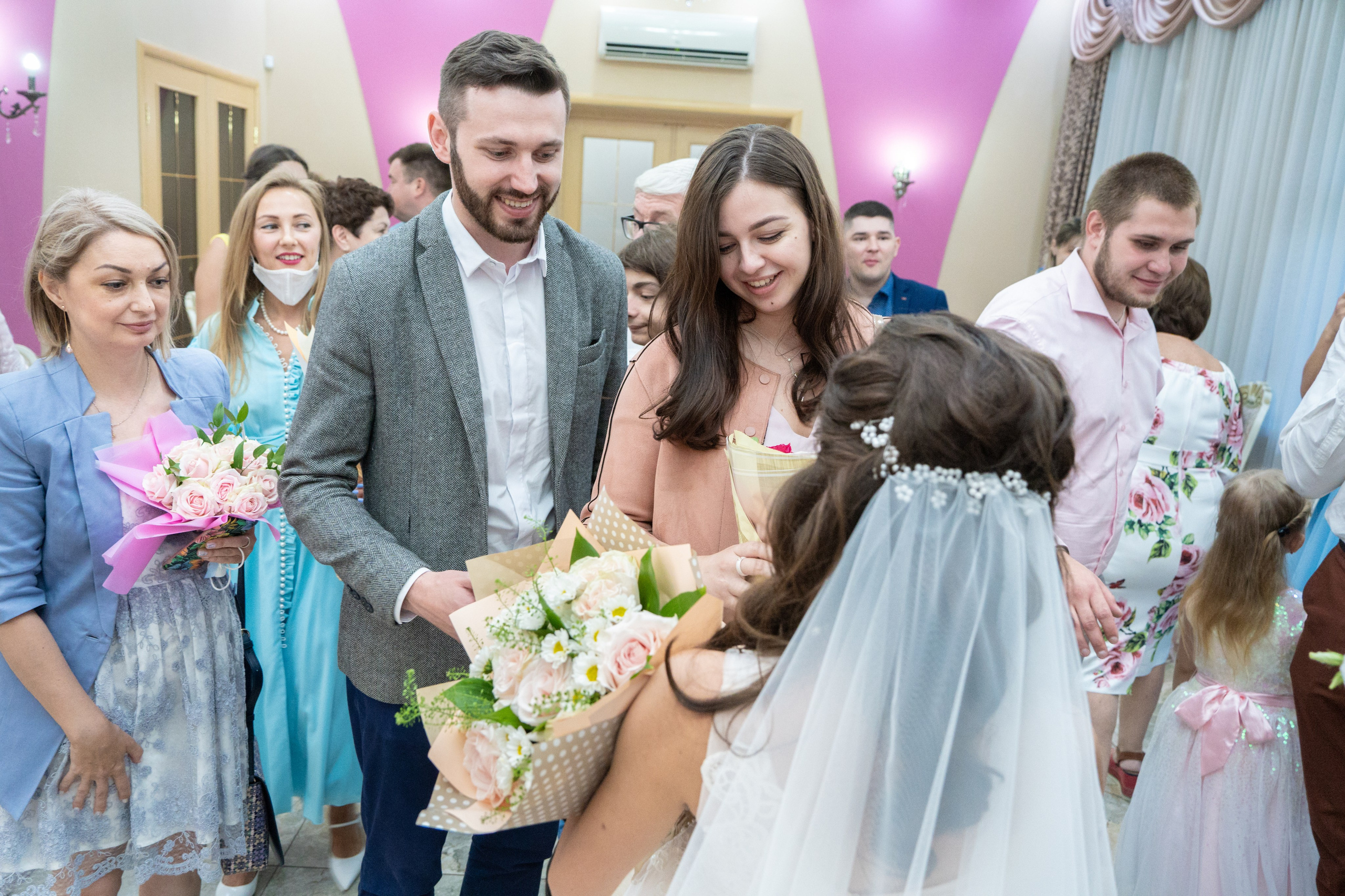 Ира и Ян. День свадьбы. Репортажный и интерьерный фотограф Александра Солдатова