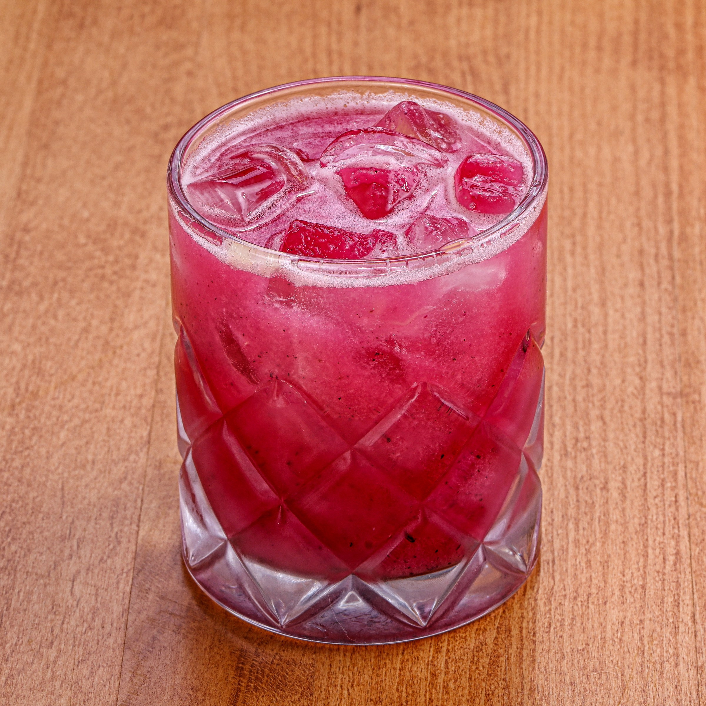 Фотосъемка суши и роллов. Заказ по тел.: +7 (906) 006-90-22. Фуд-фотограф Андрей Старостин — съемка еды в Москве. 9000 руб. в час