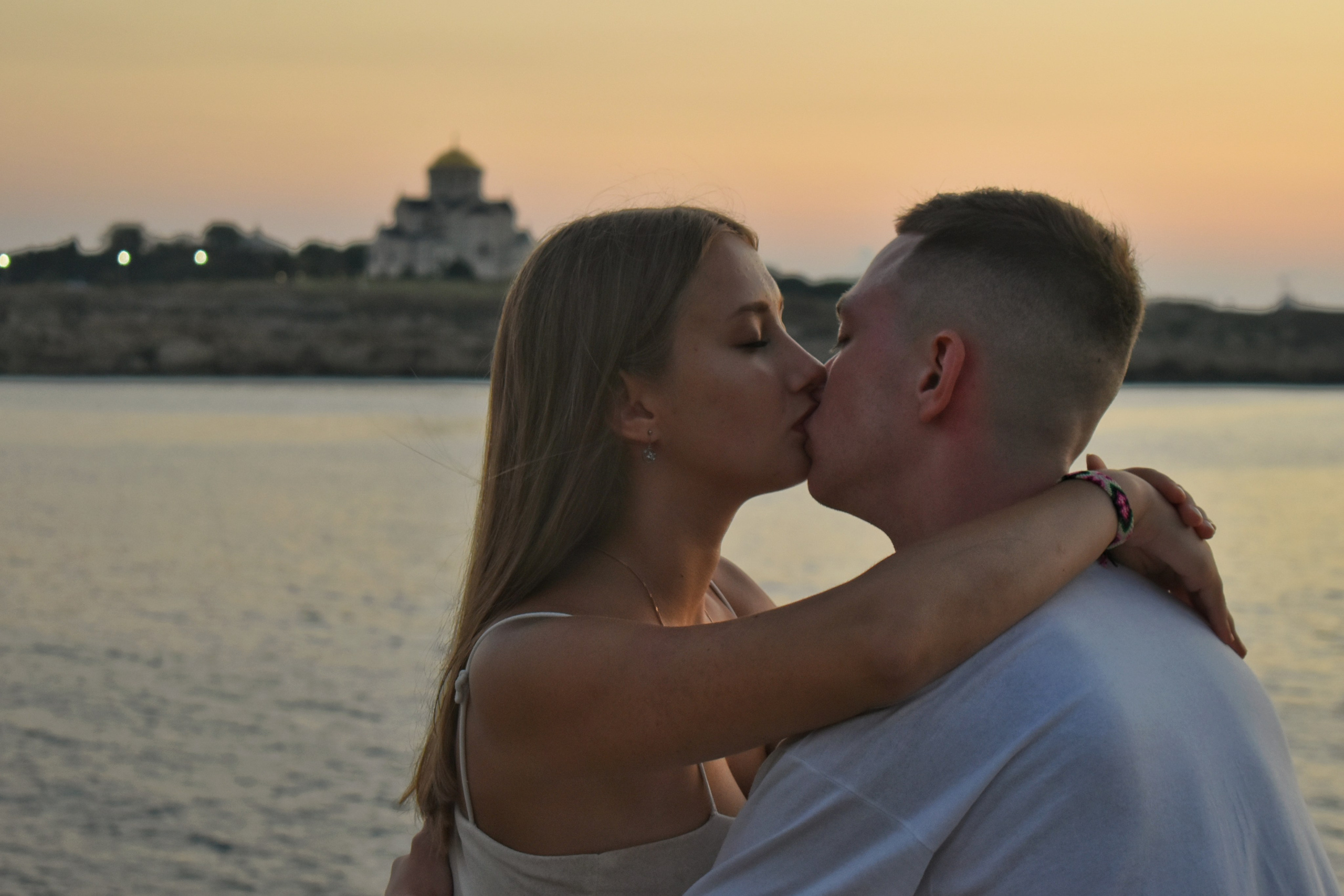 Александр и Екатерина. Фотограф-ретушер в Крыму Юля Лобурец