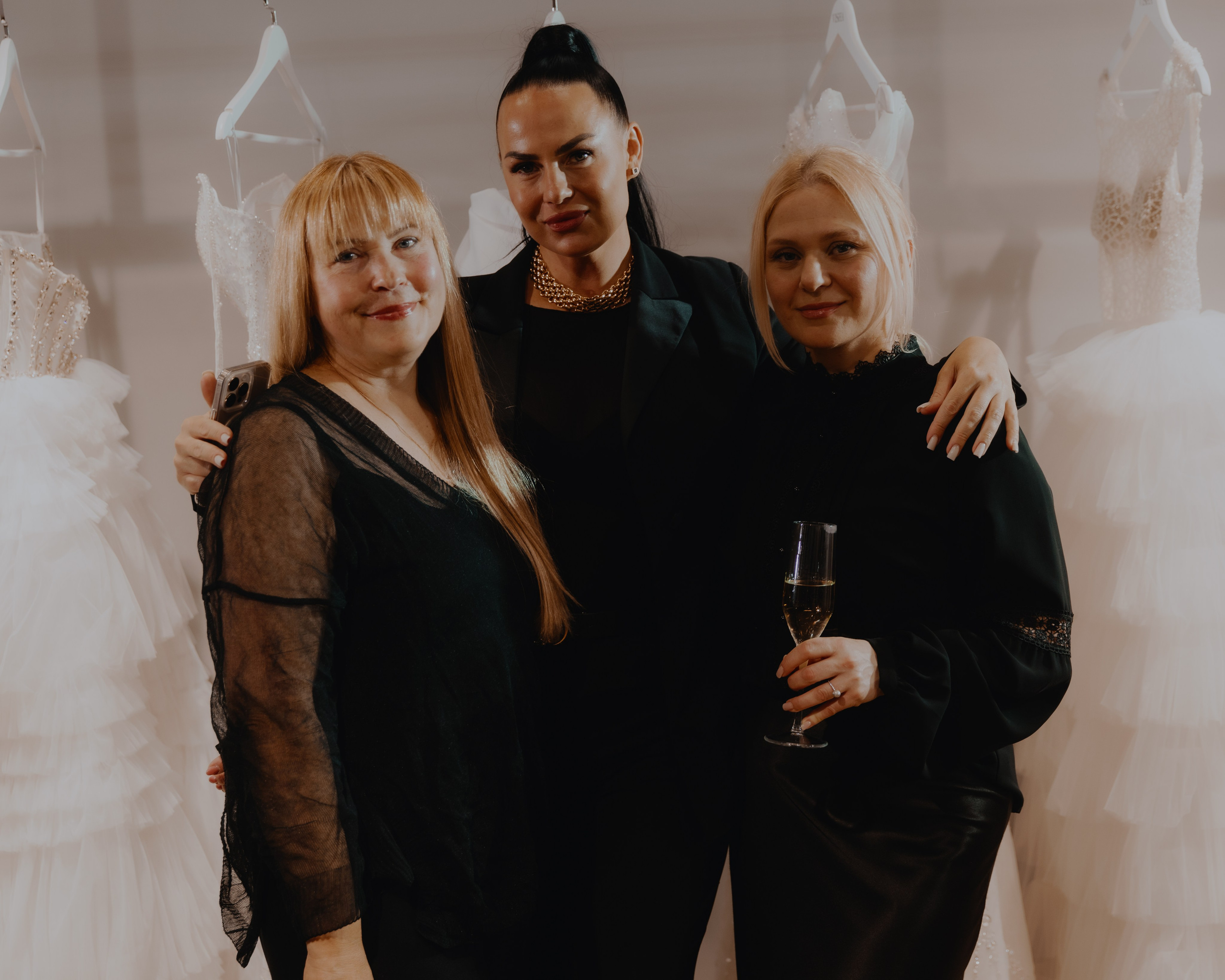 Открытие свадебного салона VISHA. Свадебные фотографы в Гомеле и Минске Сергей и Анастасия Фещенок