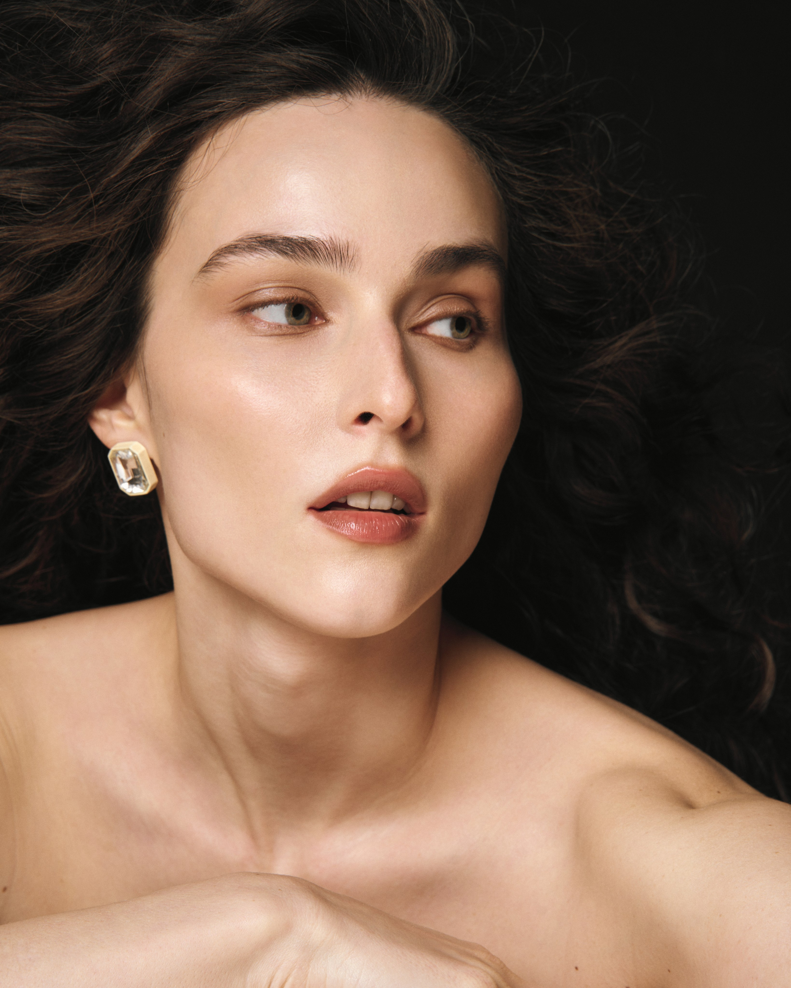 VICTORIA (editorial). Anastasia Patshina