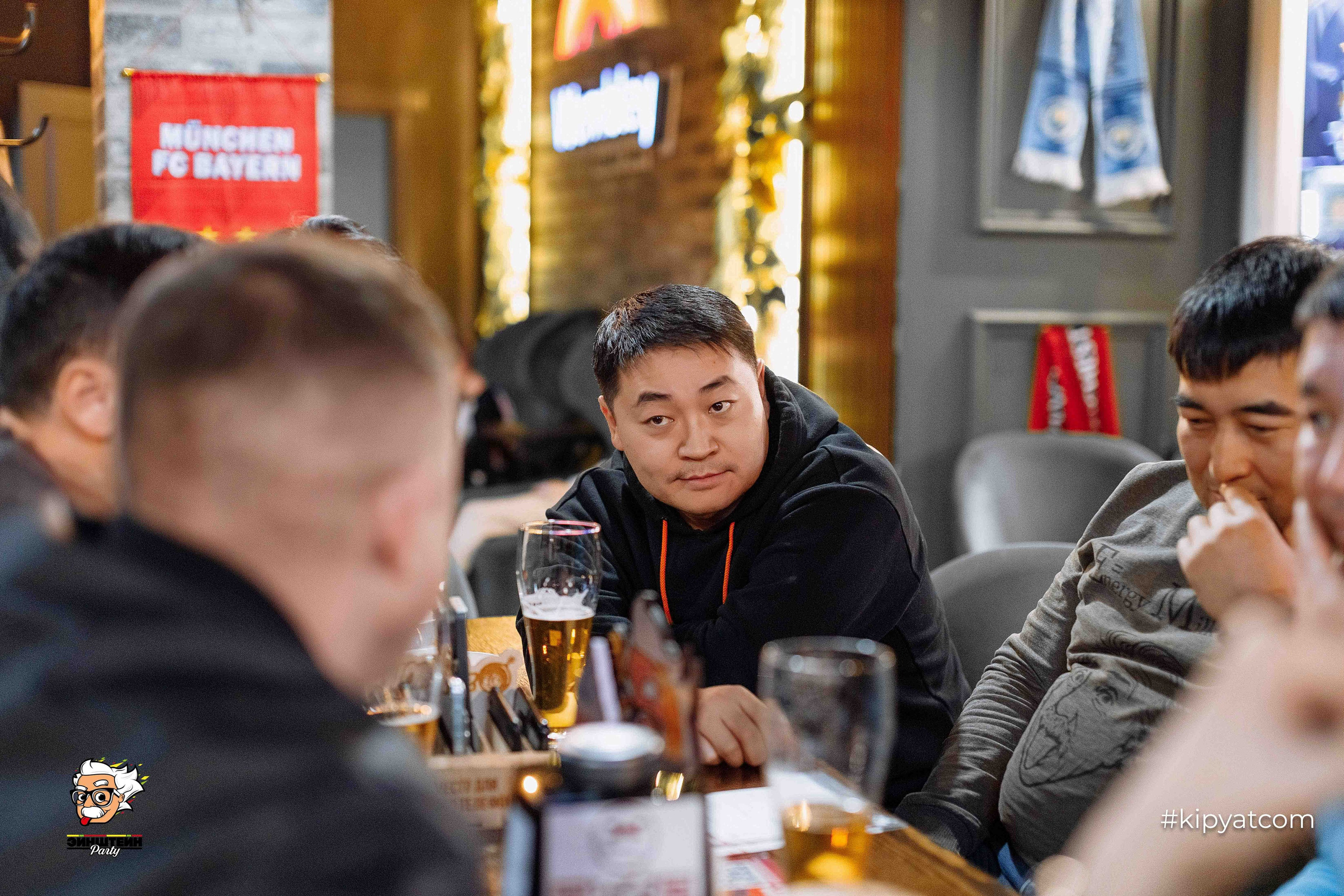 Эйнштейн Party