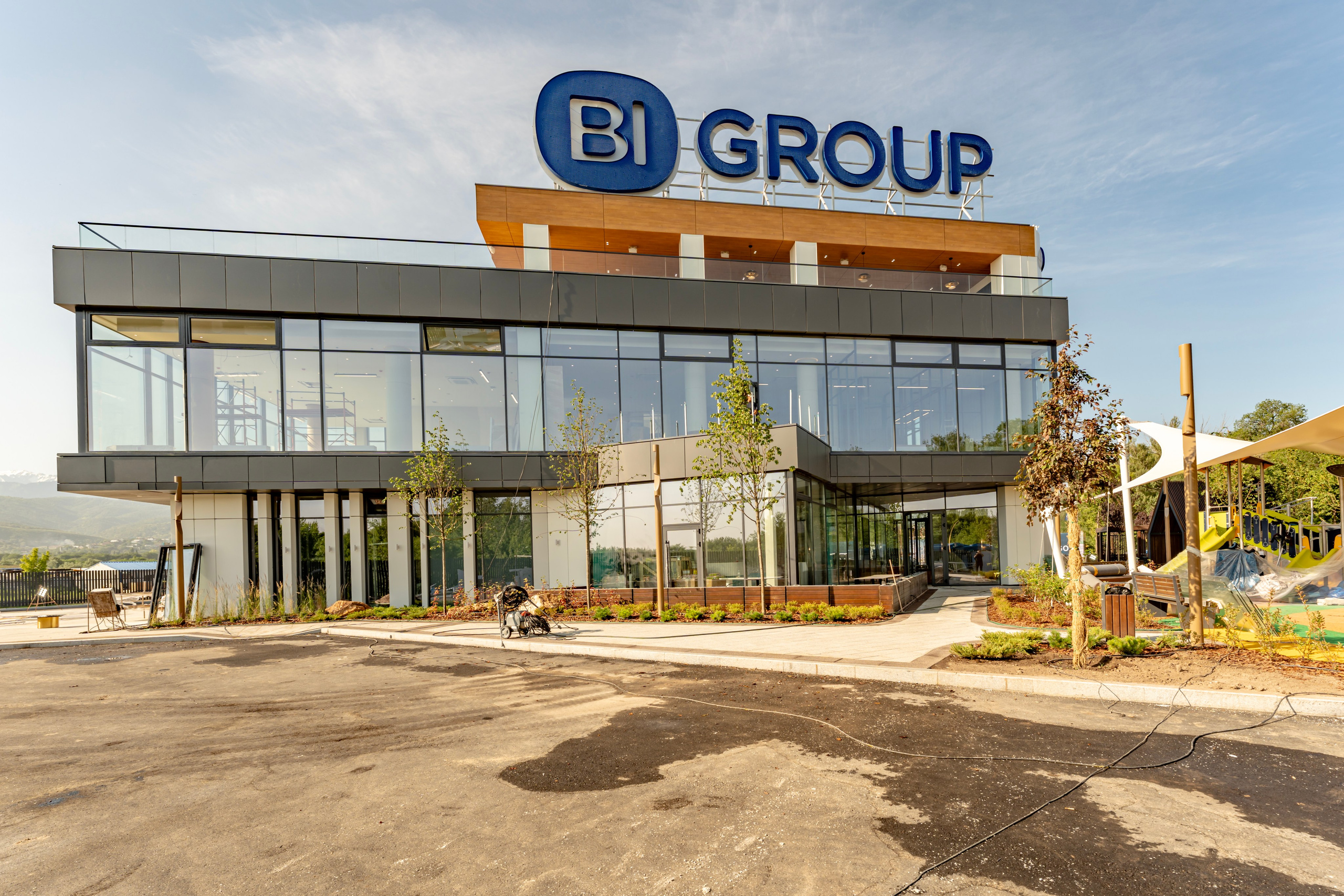 Алматы, ход строительства отдела продаж Bi Group Dream City Tech, июнь 2025. Интерьерный фотограф Алматы