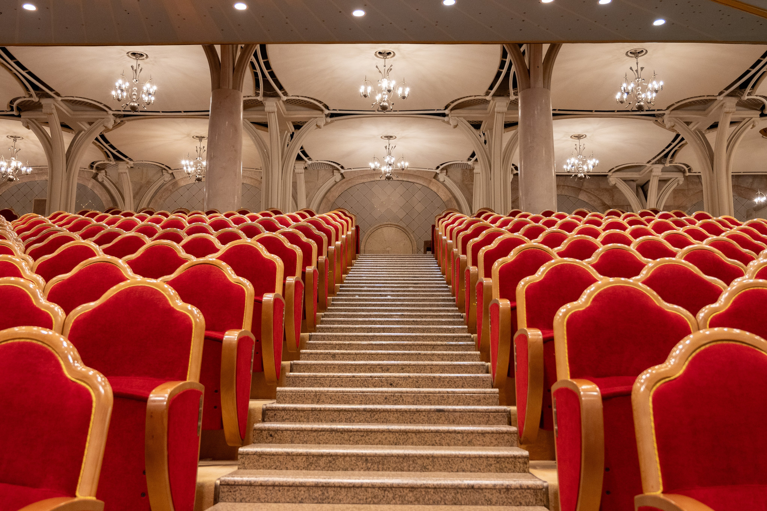 Зал Церковных соборов. Фотограф и видеограф в Москве Анна Матюхина