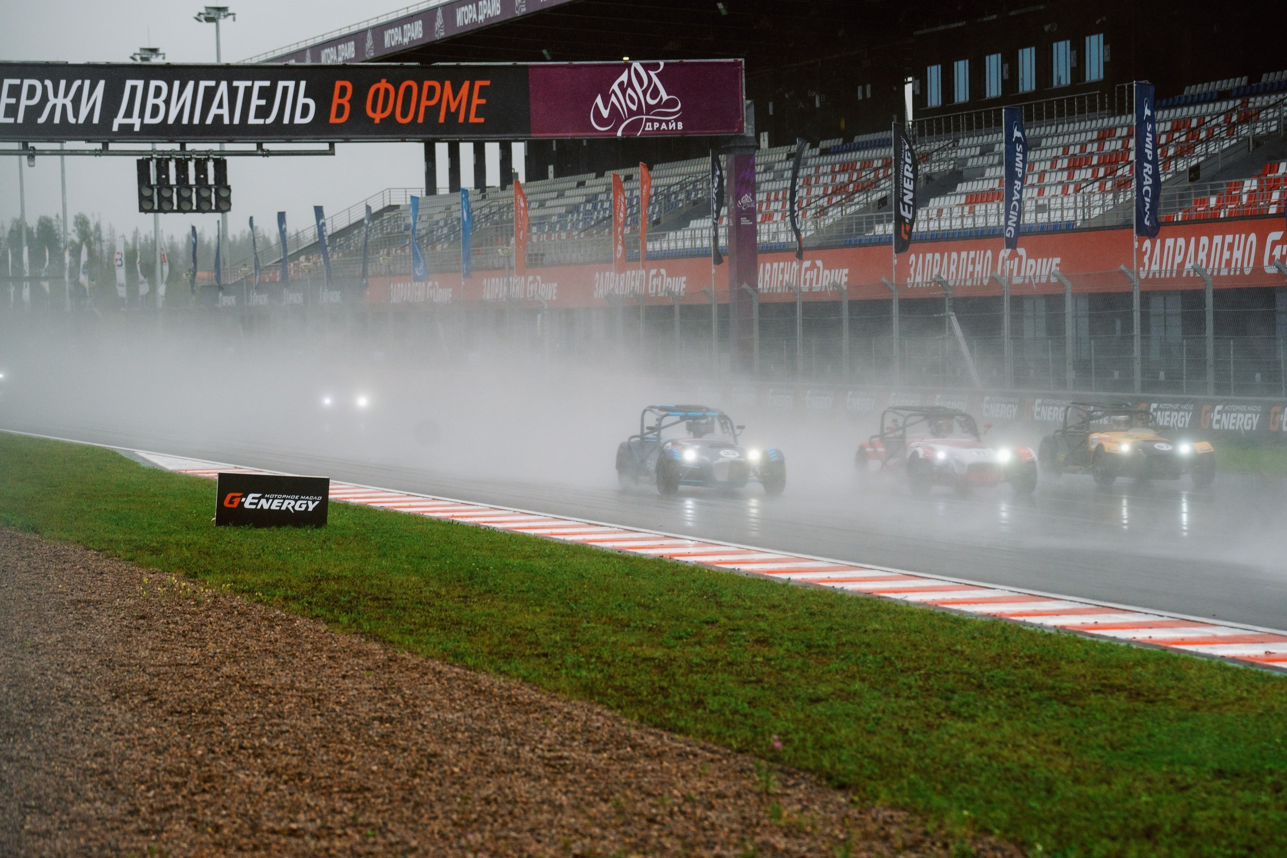 Гонки в Игора Драйв. Night2Day Санкт-Петербург