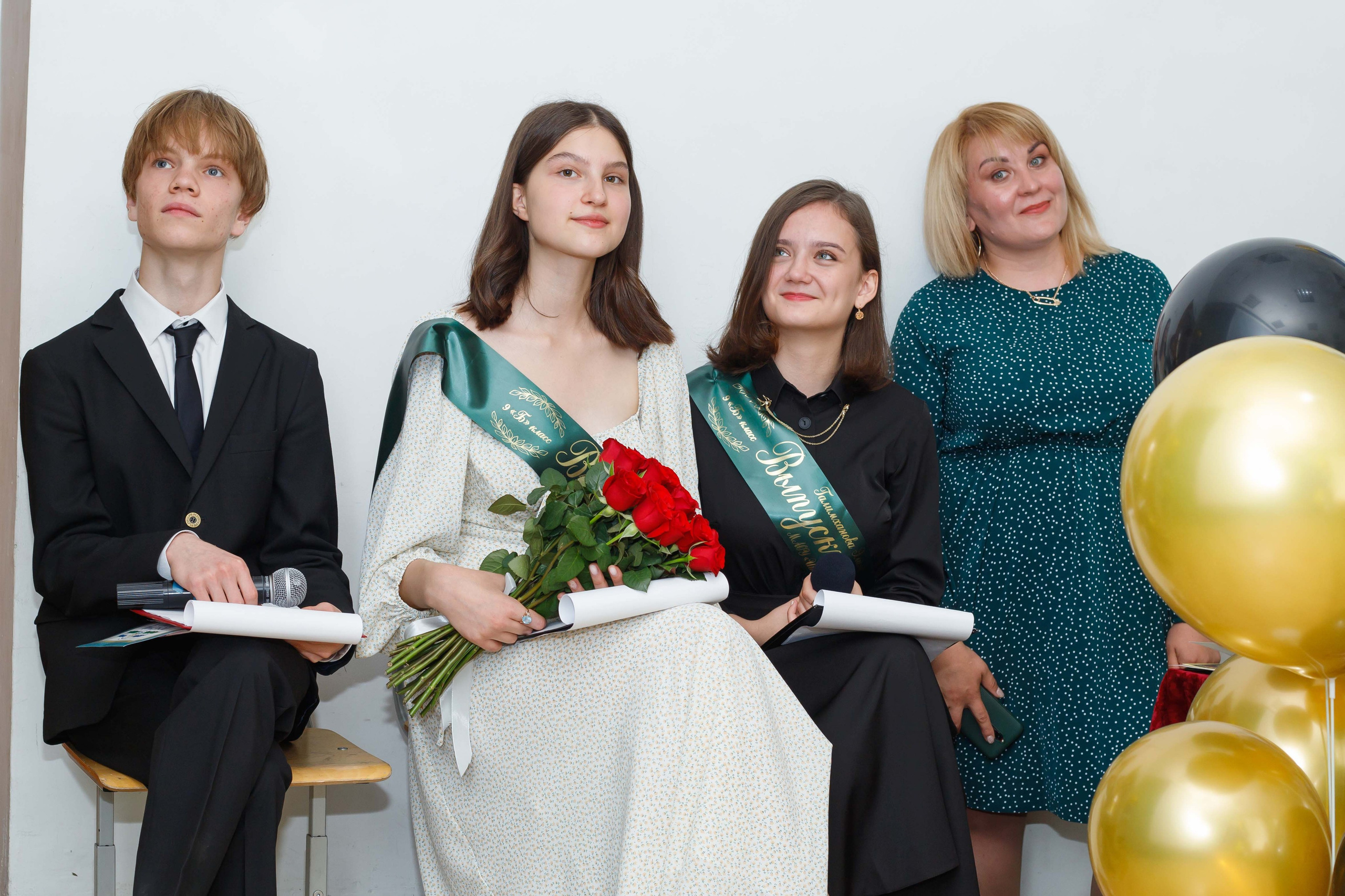 Вручение аттестатов (9 класс). Репортажный Фотограф