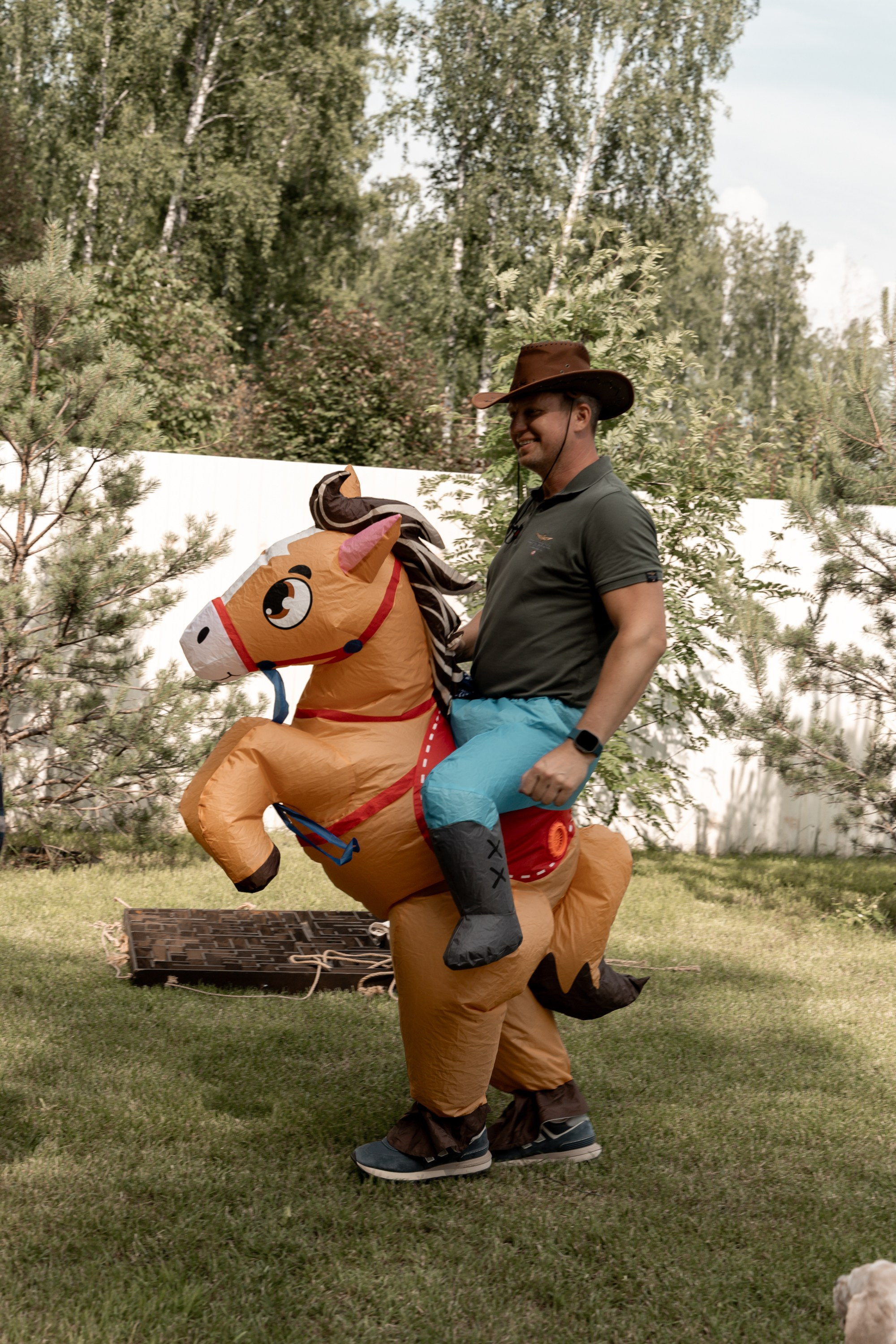 Съёмка дня рождения на диком западе. Фотограф свадебный, репортажный, индивидуальный, фото для маркетплейсов, брендов, автосалонов