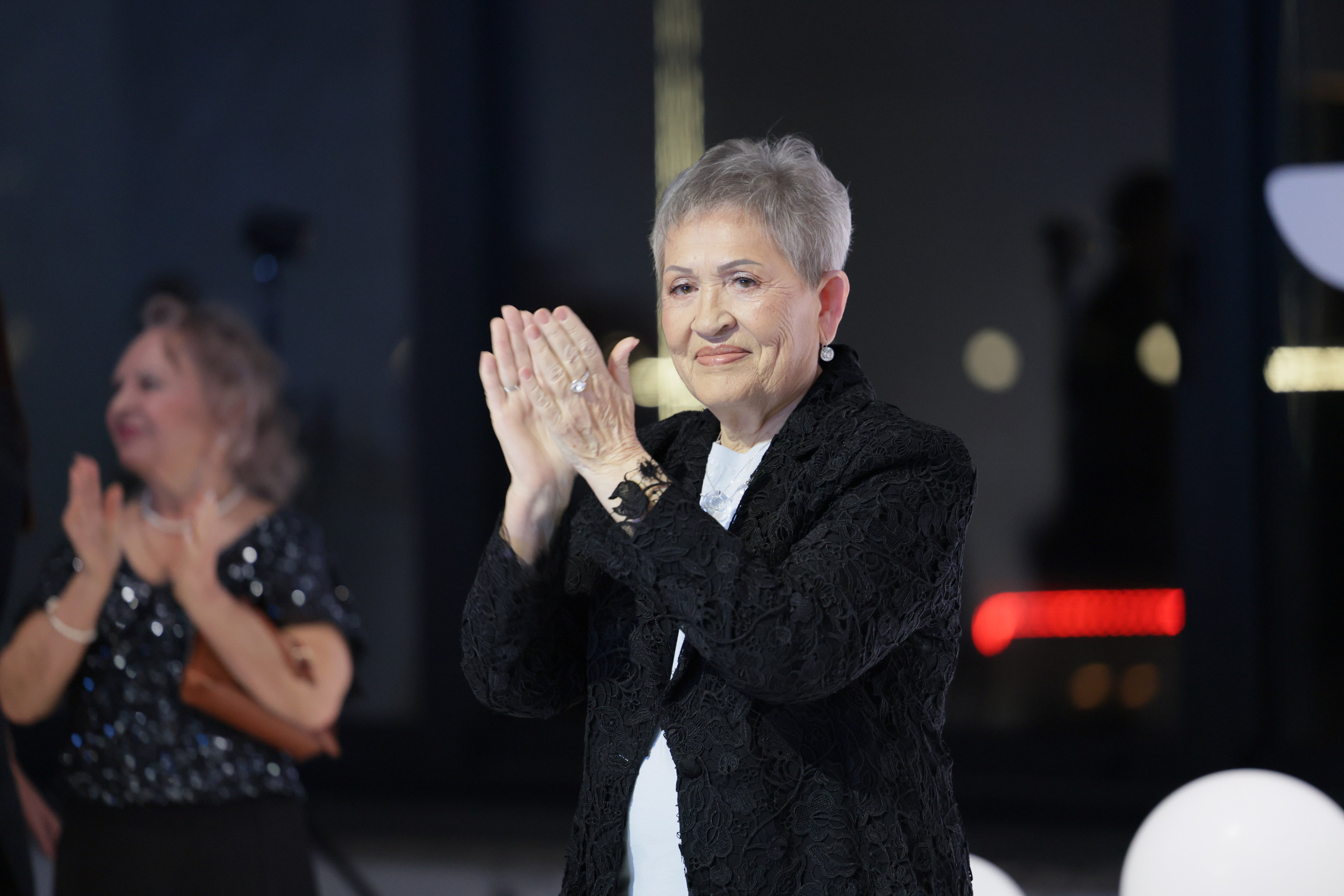 Прыжок длиною в жизнь. Фотограф свадебный, репортажный, индивидуальный, фото для маркетплейсов, брендов, автосалонов