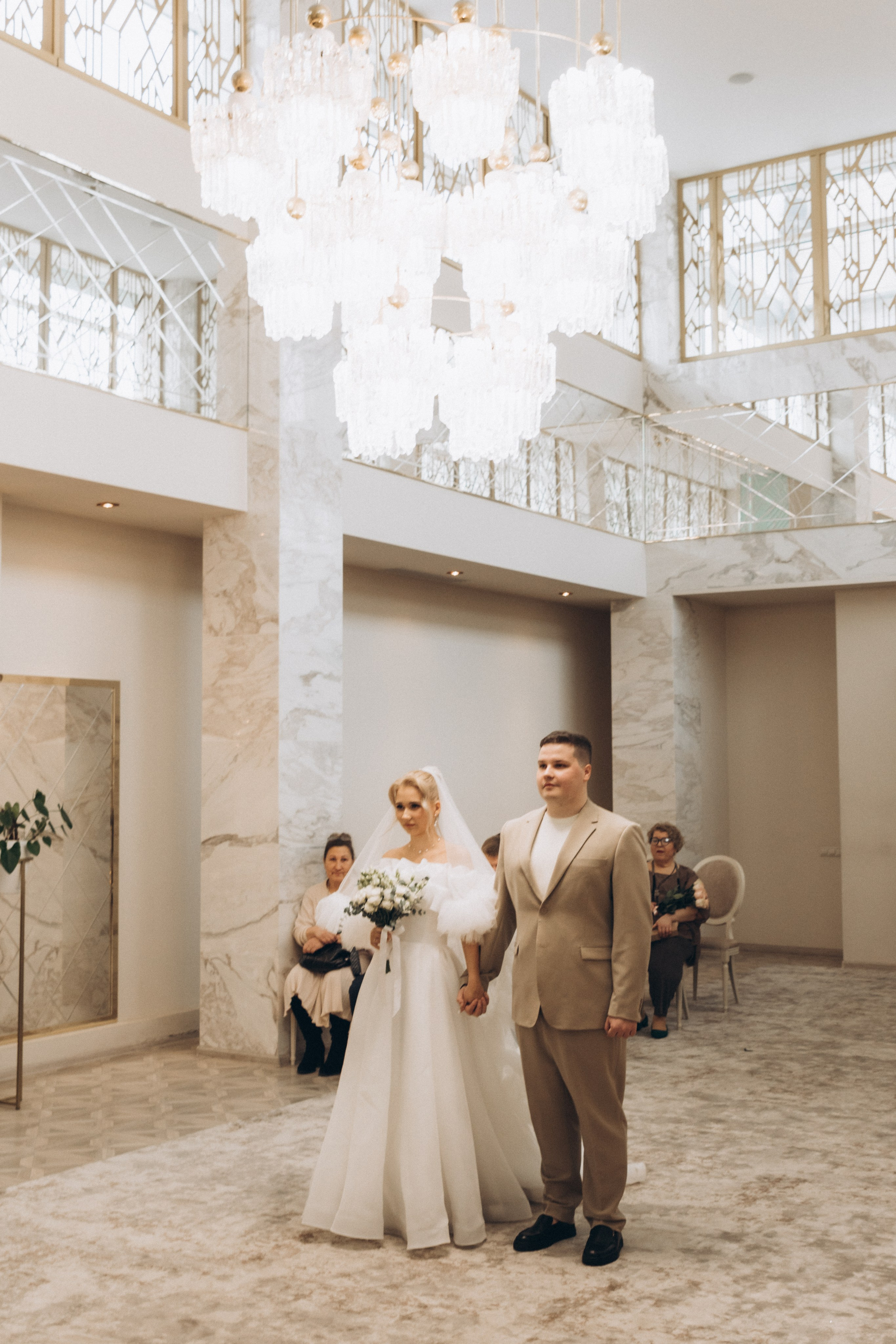 Роспись и прогулка Ильи и Дарьи. Ваш фотограф в Одинцовском районе и Москве