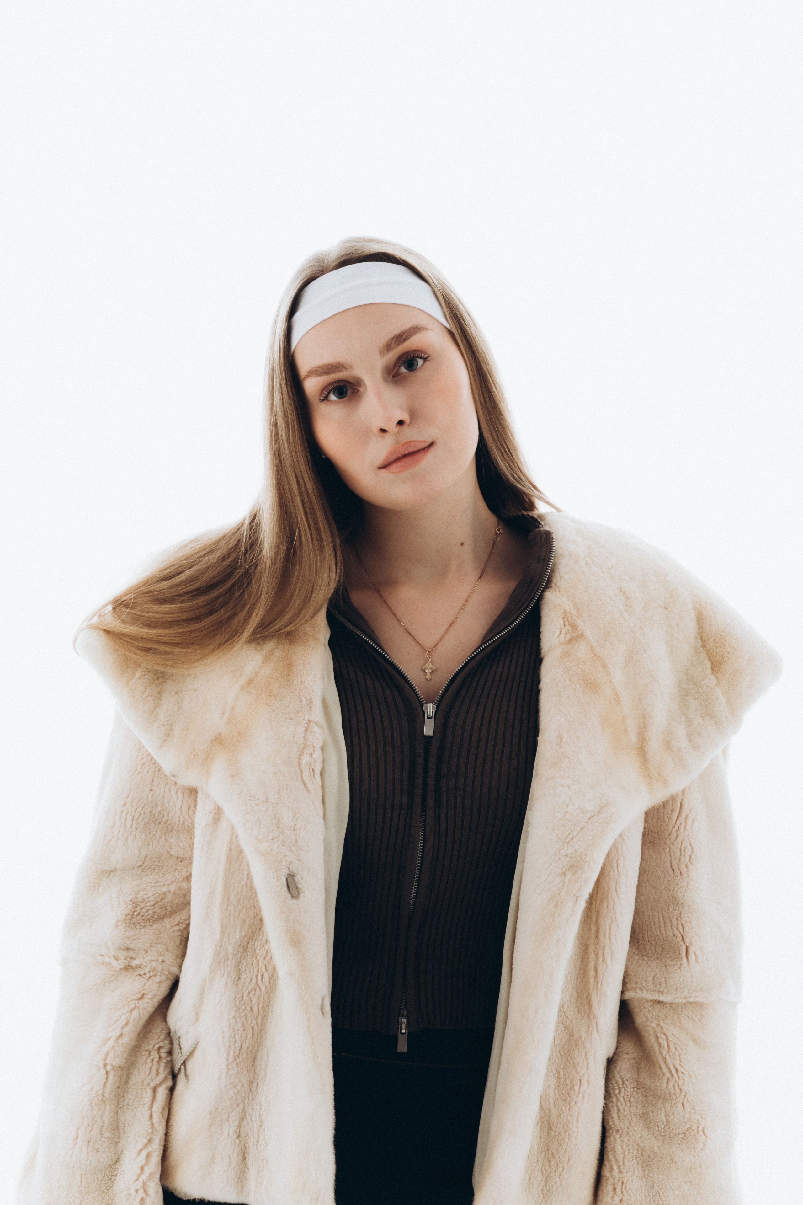 Надежда. Главная