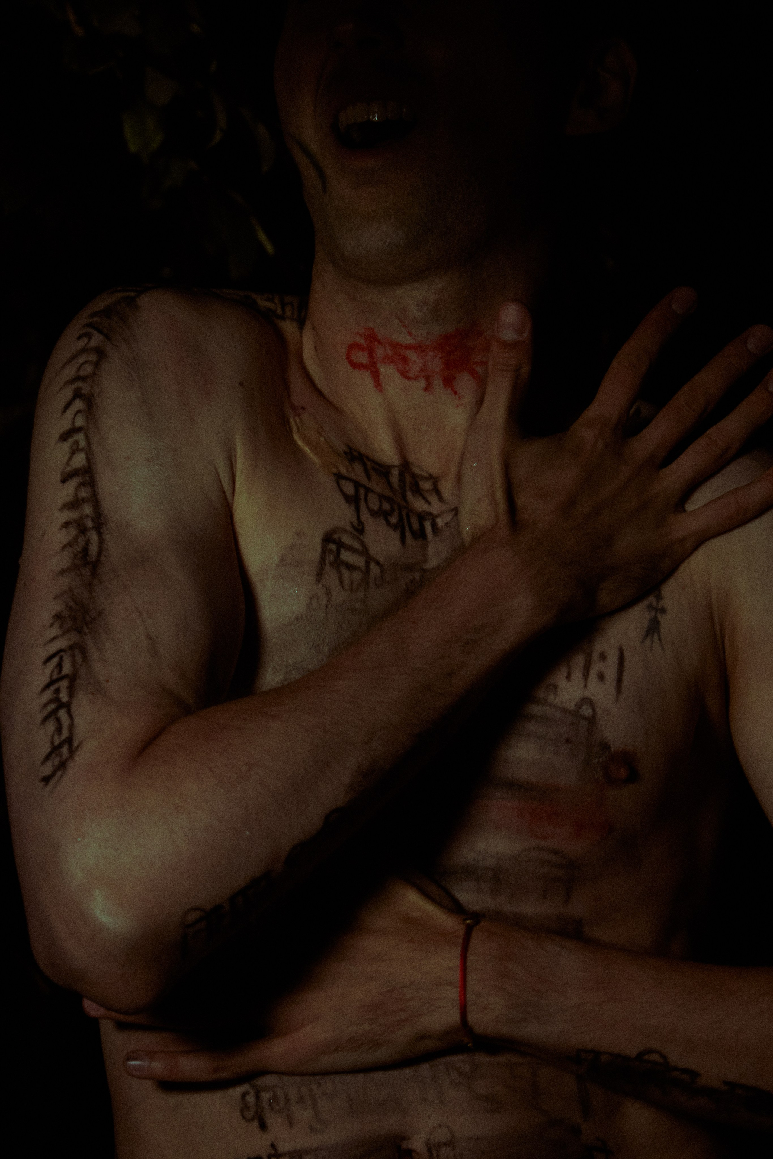 The body as broken manuscript. Фотограф Елизавета Маслова. Москва. Art, Fashion