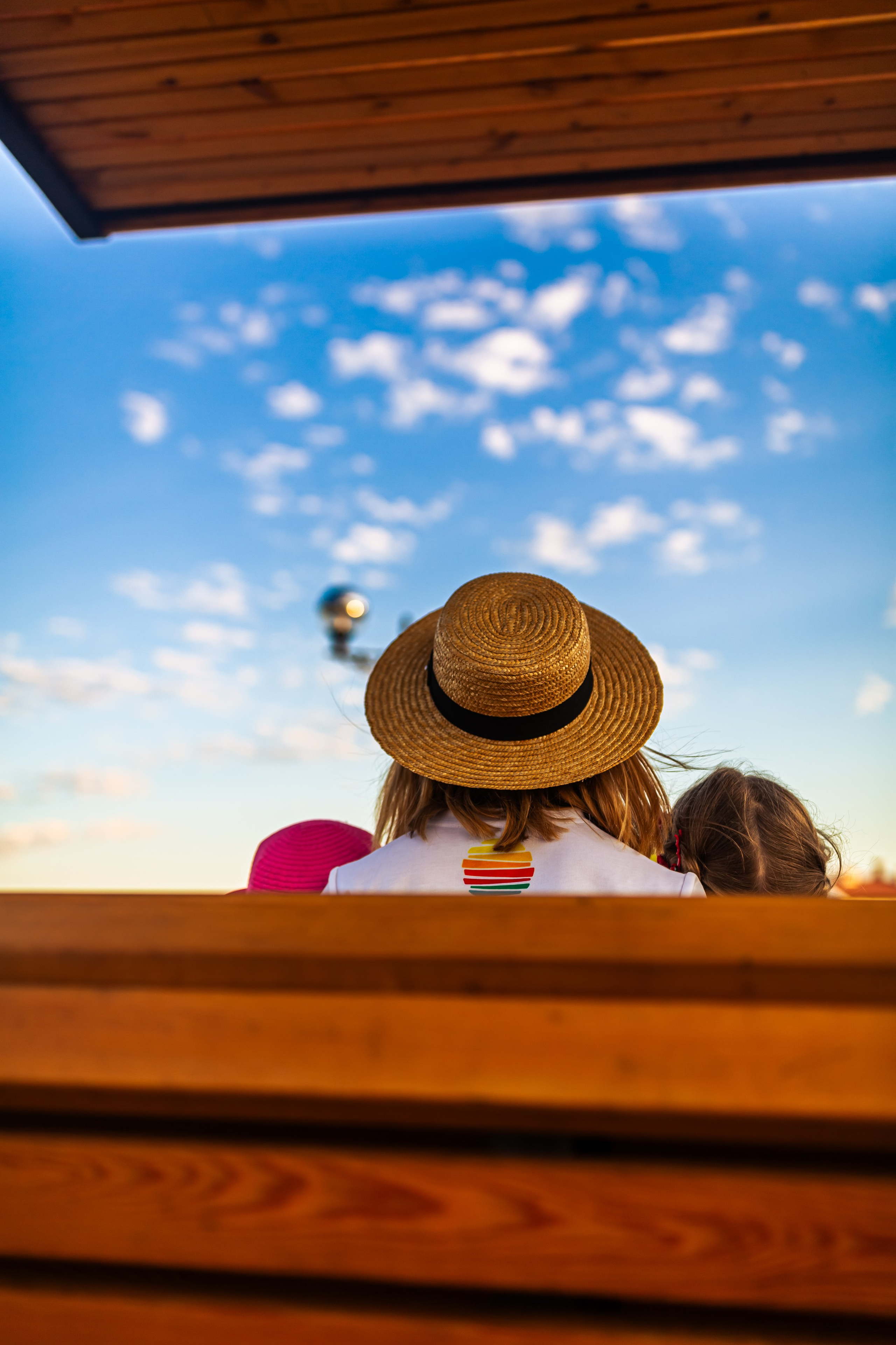 Семейная фотосессия у моря. Контент фотограф для экспертов в соцсетях Алена Собора Москва