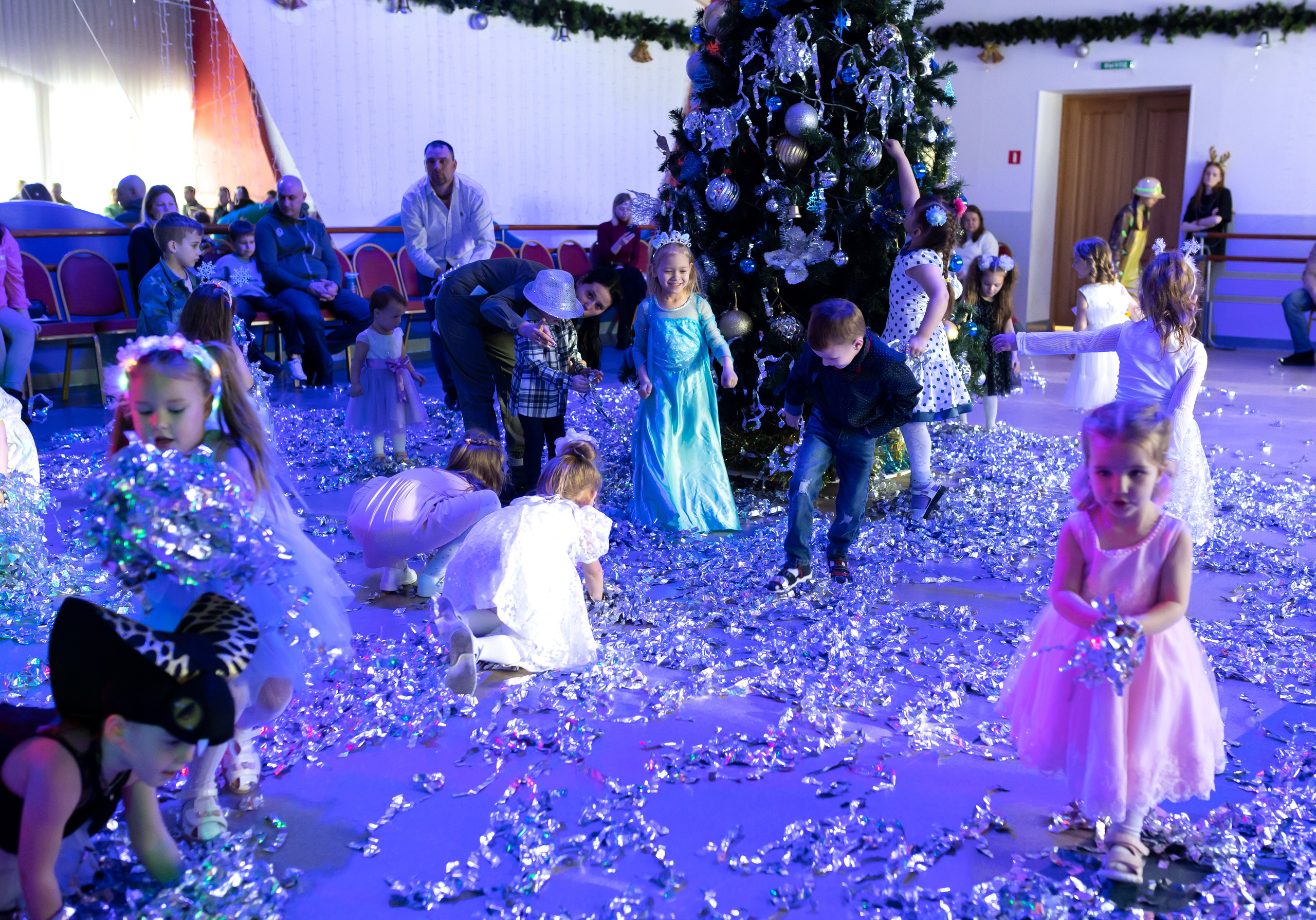 Утренник в ДОФ 04.01.25. Ольга Смирнова юрист, фотограф