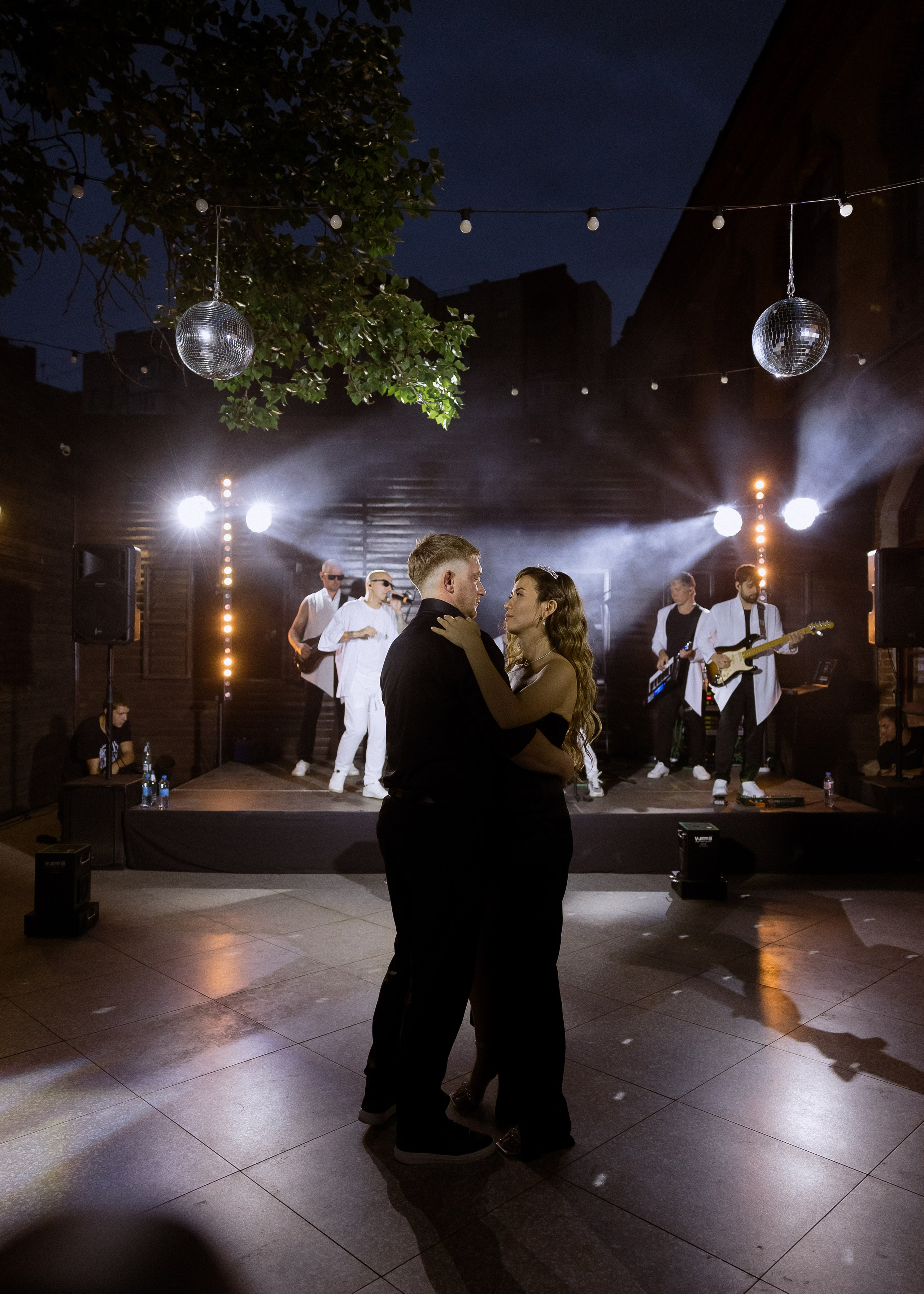 Дмитрий и Алита. Фотограф Эмиль Исякаев