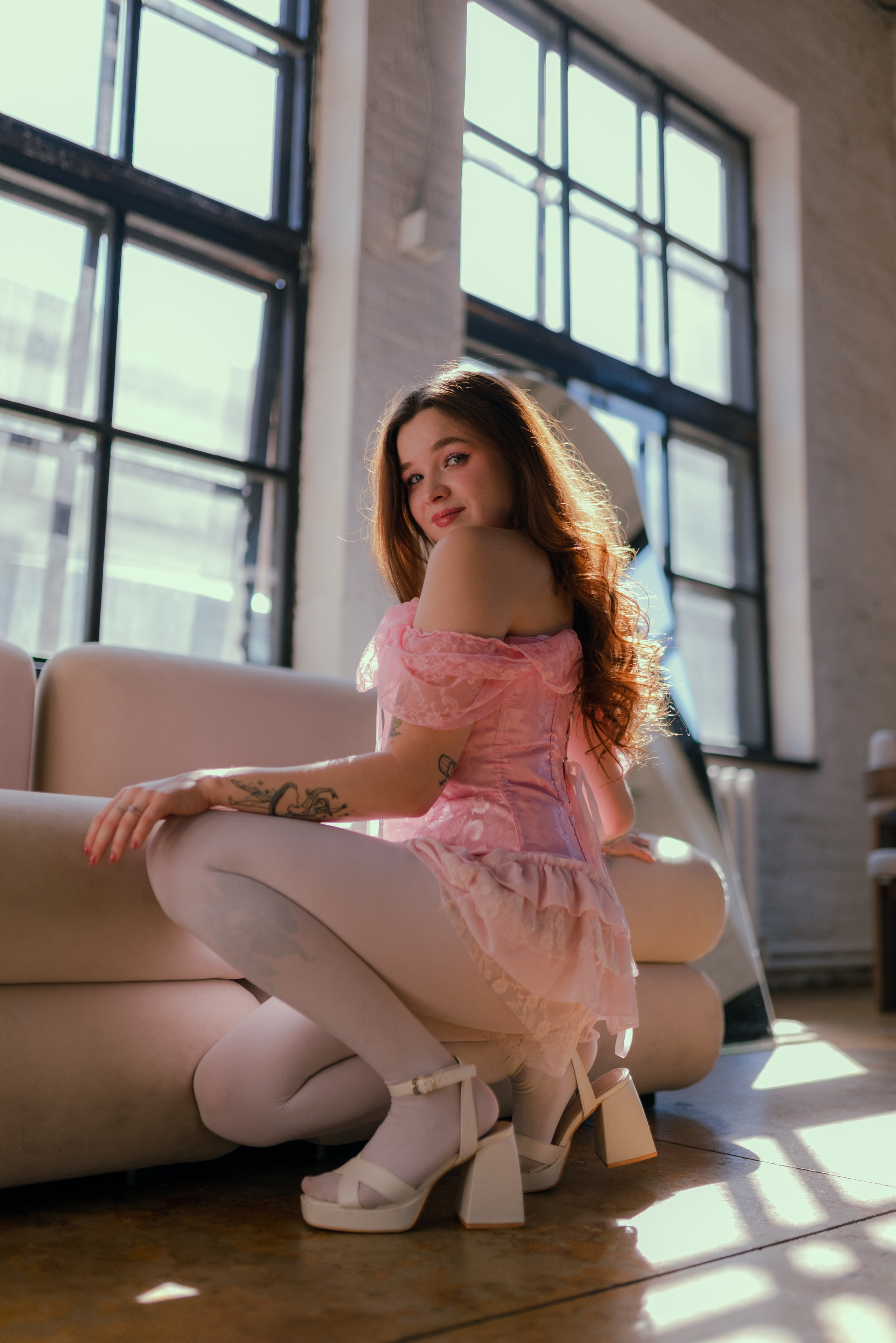 Алёна Швец 2025. Фотограф Нетбай Ксения в Москве Калуге