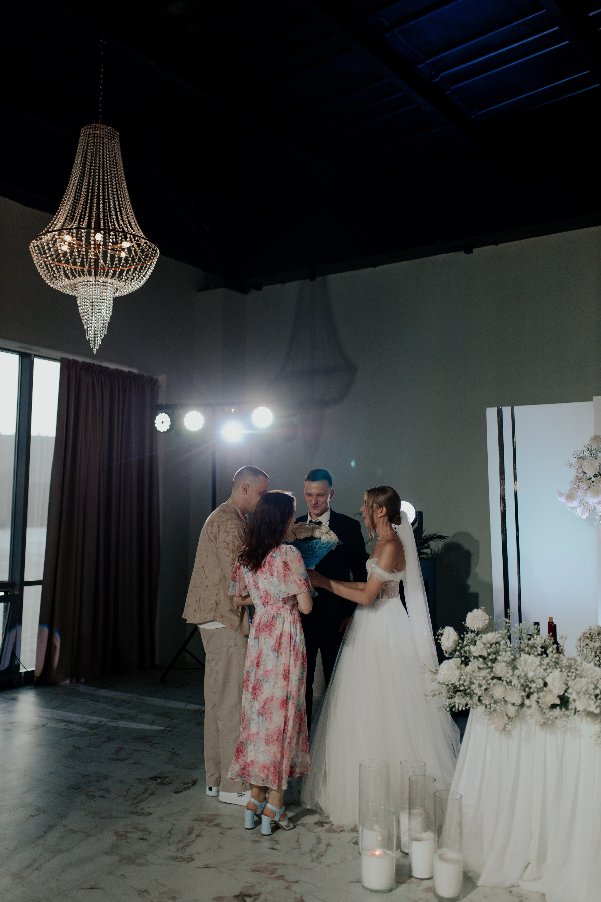 Свадебный банкет в Санкт-Петербурге — Трогательная фотосессия с родными и лавстори. Фотограф в Санкт-Петербурге Лиза Семченкова