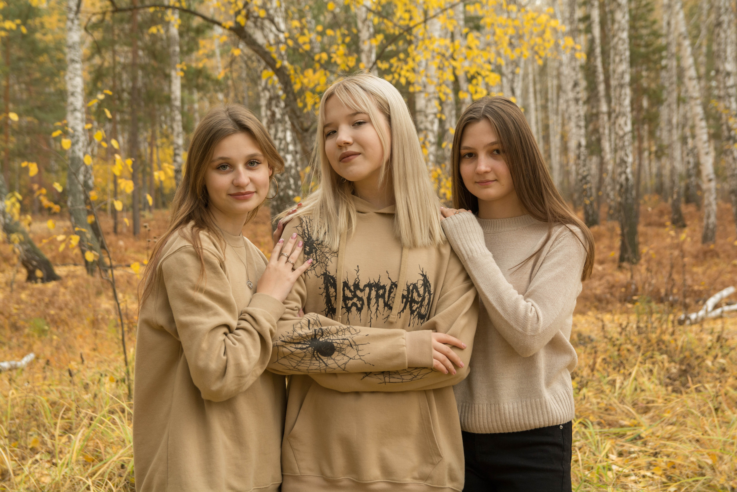 Золотая осень лучшая пора для фото друзей.