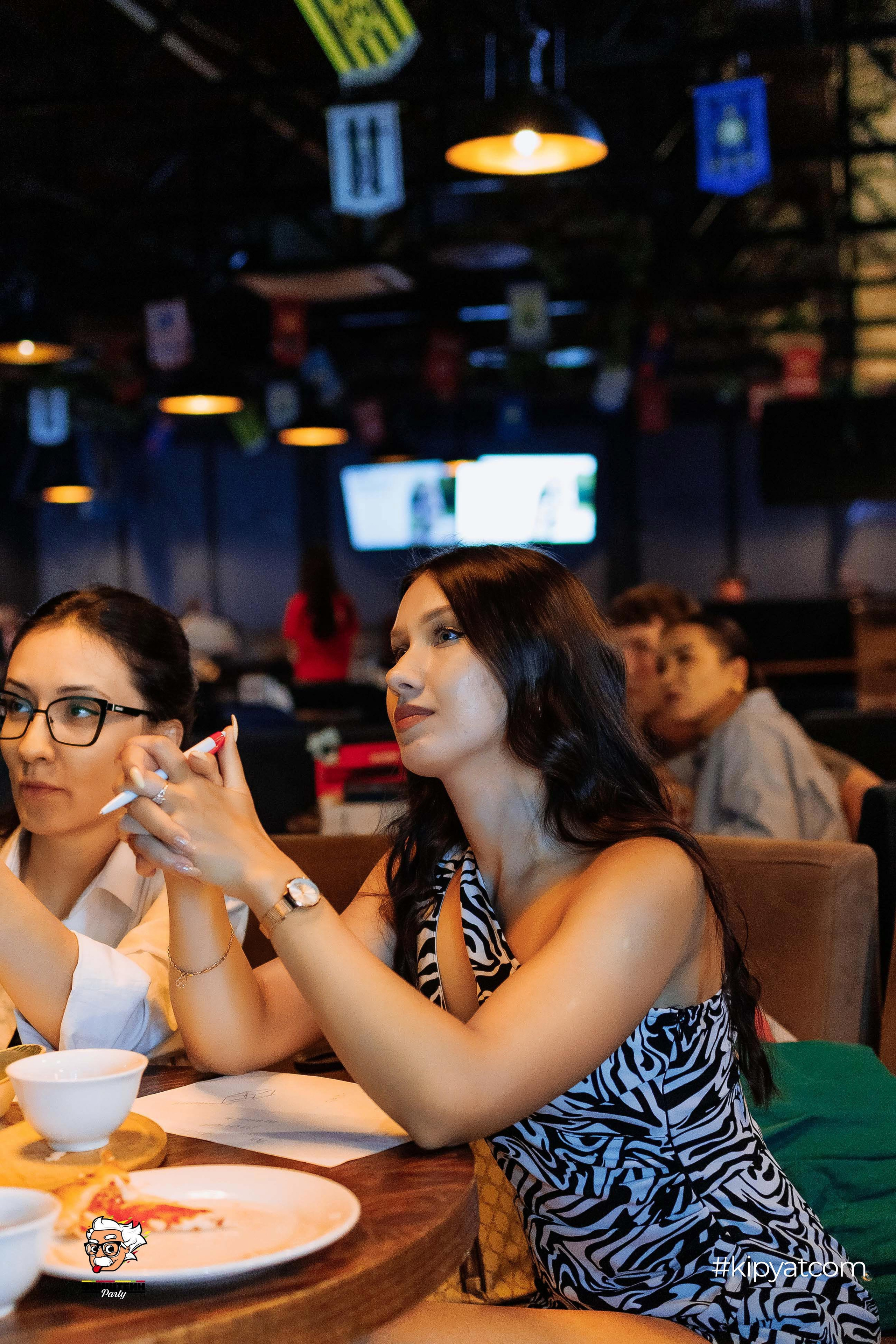 Эйнштейн Party