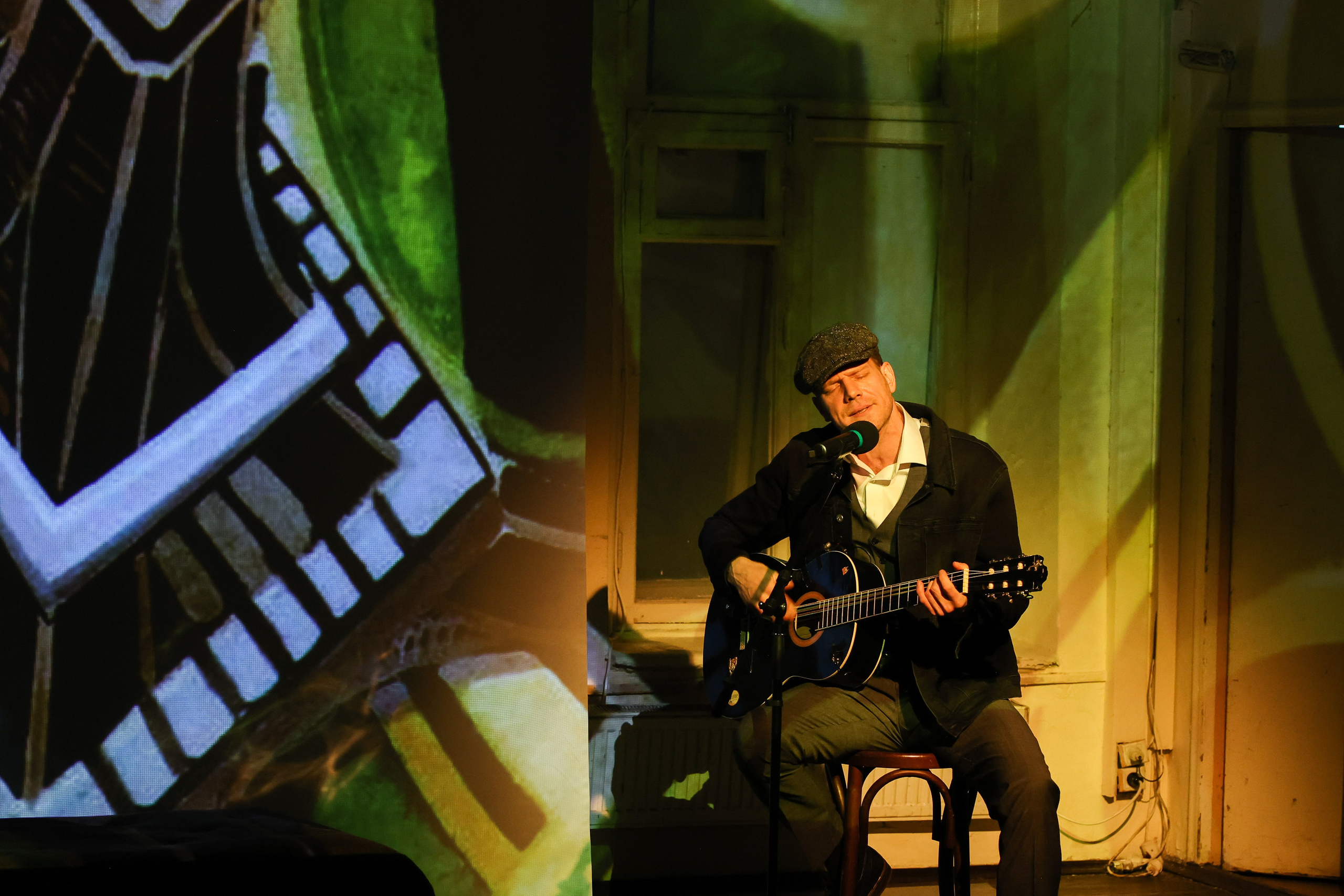 Маяковский.Прогулка.Театр СФЕРА. Reportage, architectural, fine art photographer Lena Melnikova in Moscow