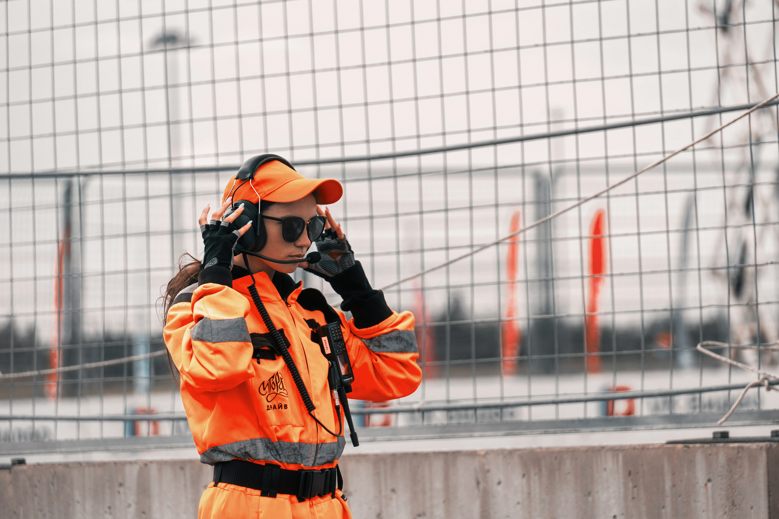 IDDC Этап 2: Бетонный Колизей и блогеры в деле