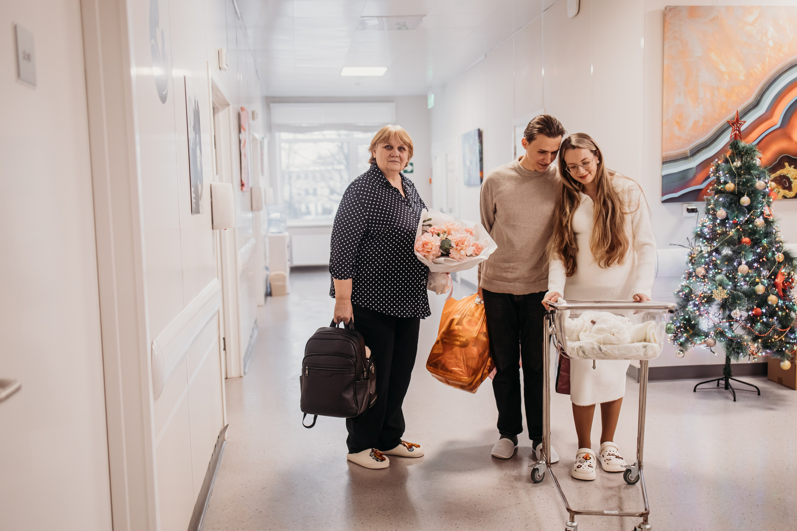 Выписка из родильного дома. Фотограф родов выписка новорожденных Санкт-Петербург