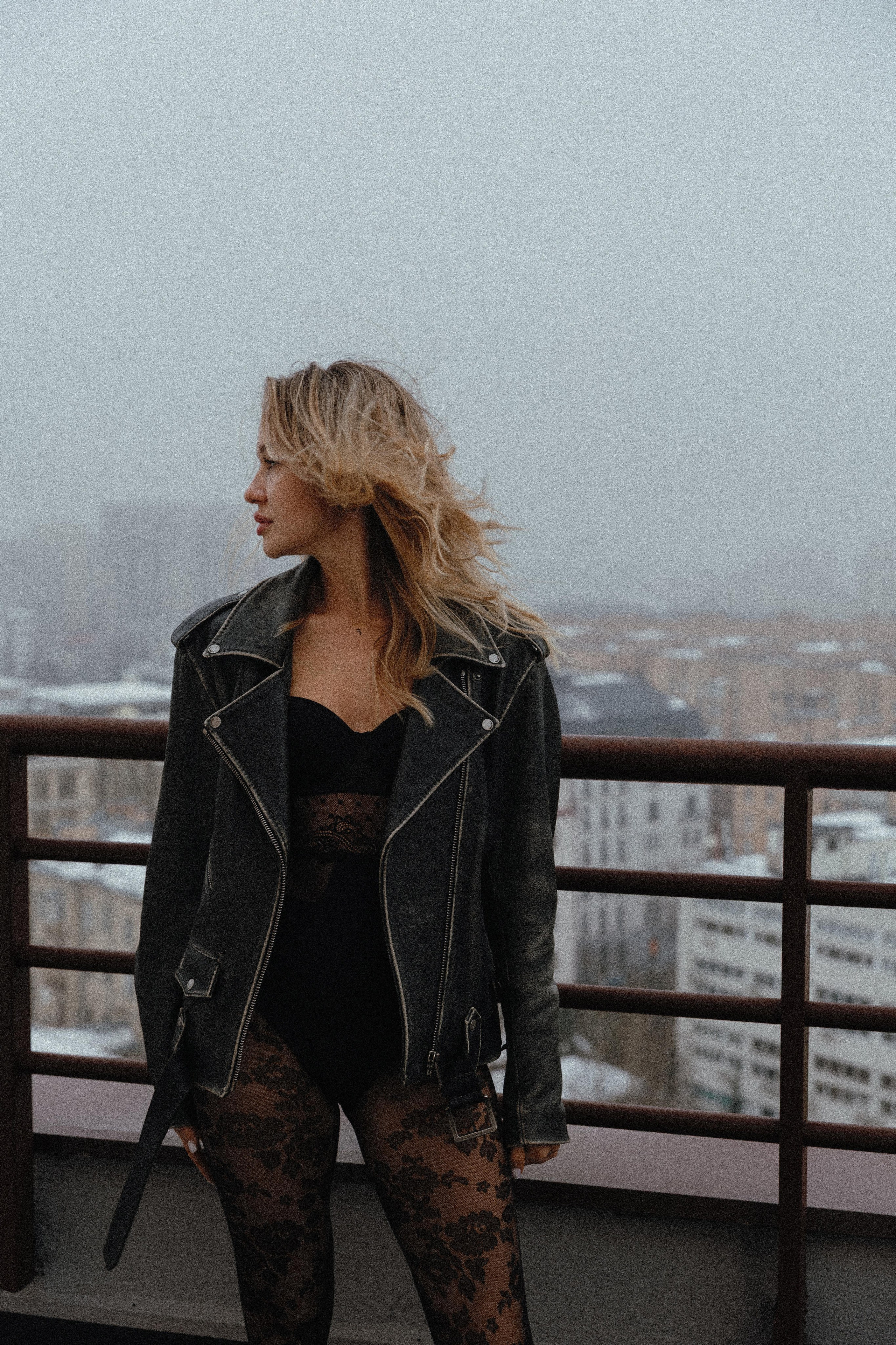 Фотосессия на крыше в фотостудии R414. Фотограф Александра Сыщенко