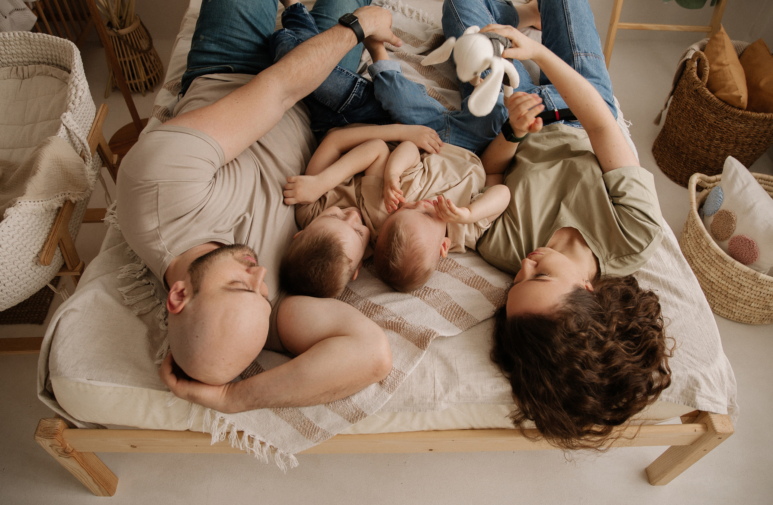 Семейная съемка к годику Лукьяна. Фотограф в Краснодаре и Краснодарском крае